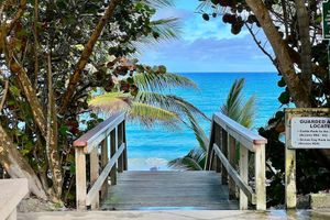 Arriendo temporal - Jupiter Bay Garden View Easy Walk to  Carlin Park Beach, Shops, Restaurants& Fun