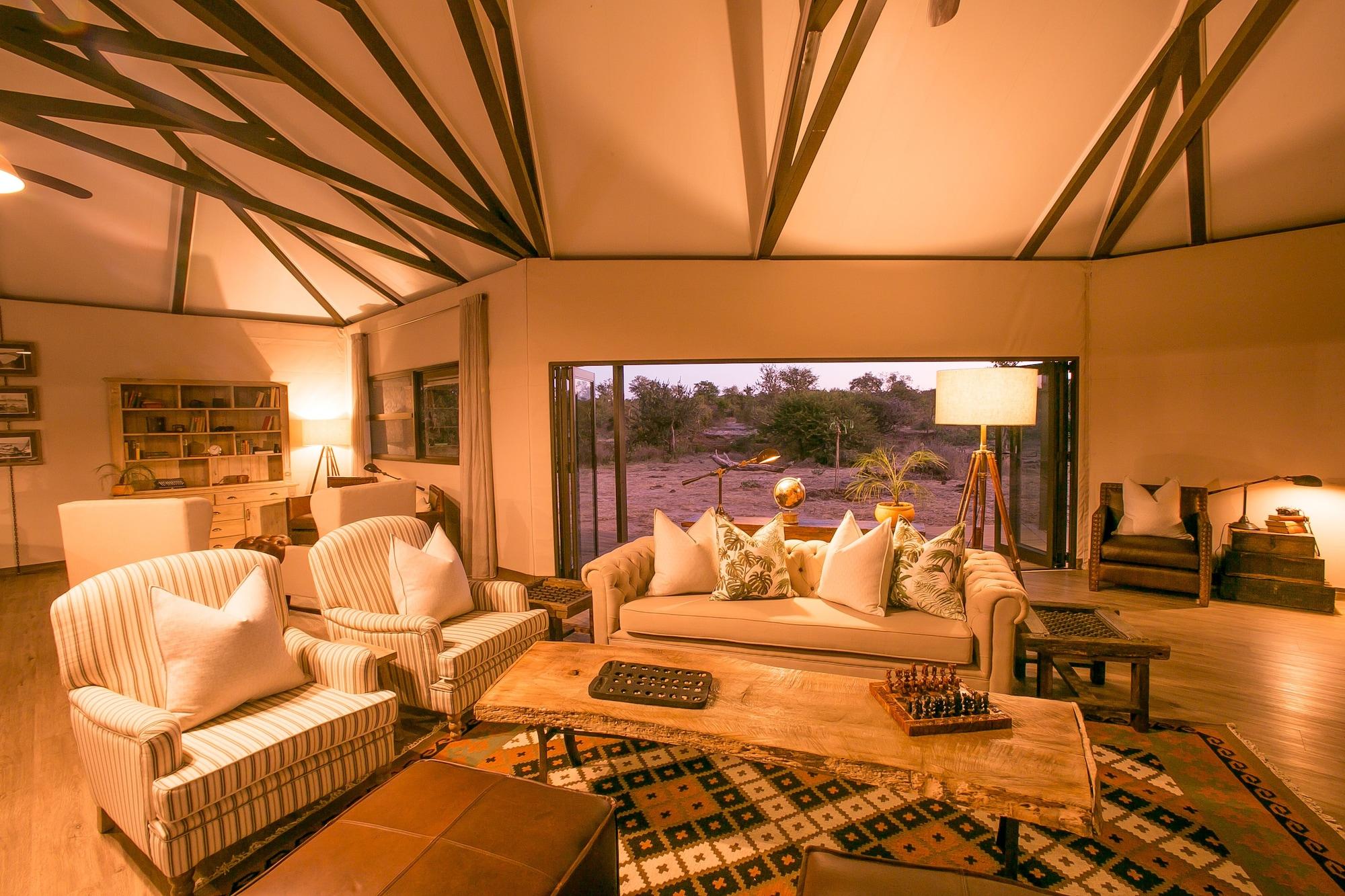 Bar/Salón Old Drift Lodge