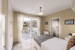Alquiler Vacacional - Cliffside Villa
