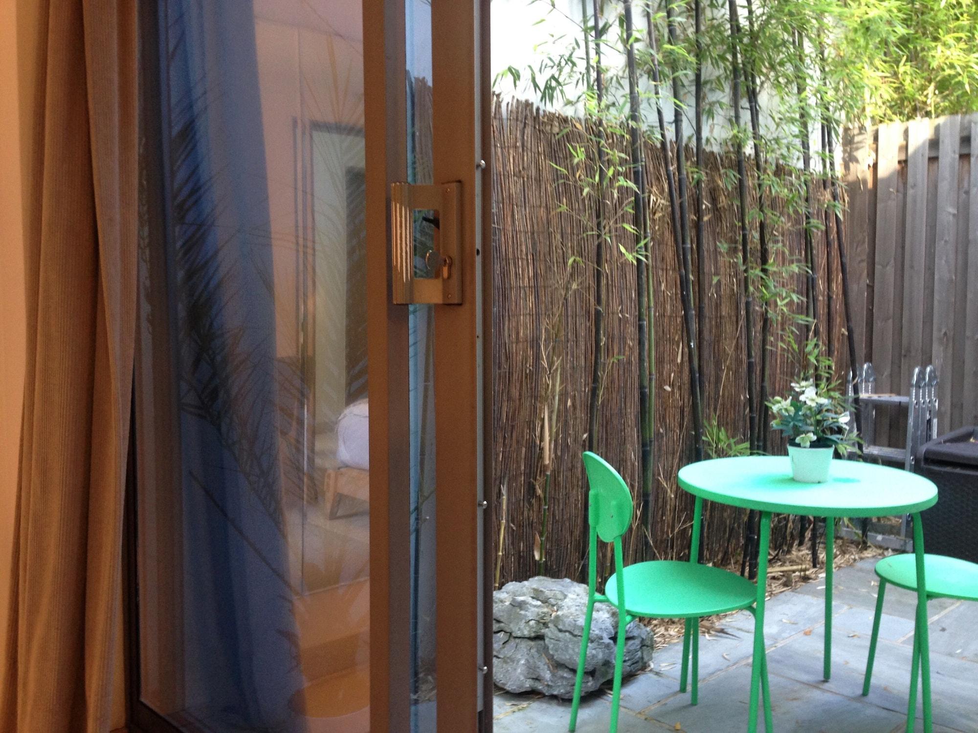 Comodidades del Alojamiento The Luxury Inn