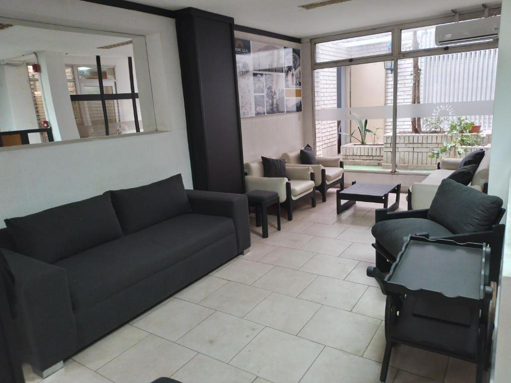 Vista Lobby Camino Real Hotel