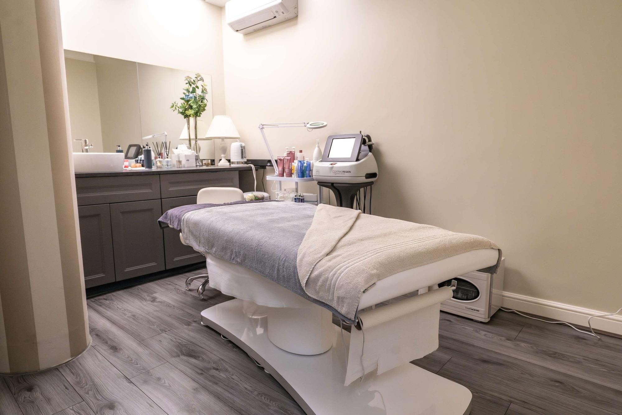 Spa Oatlands Park Hotel