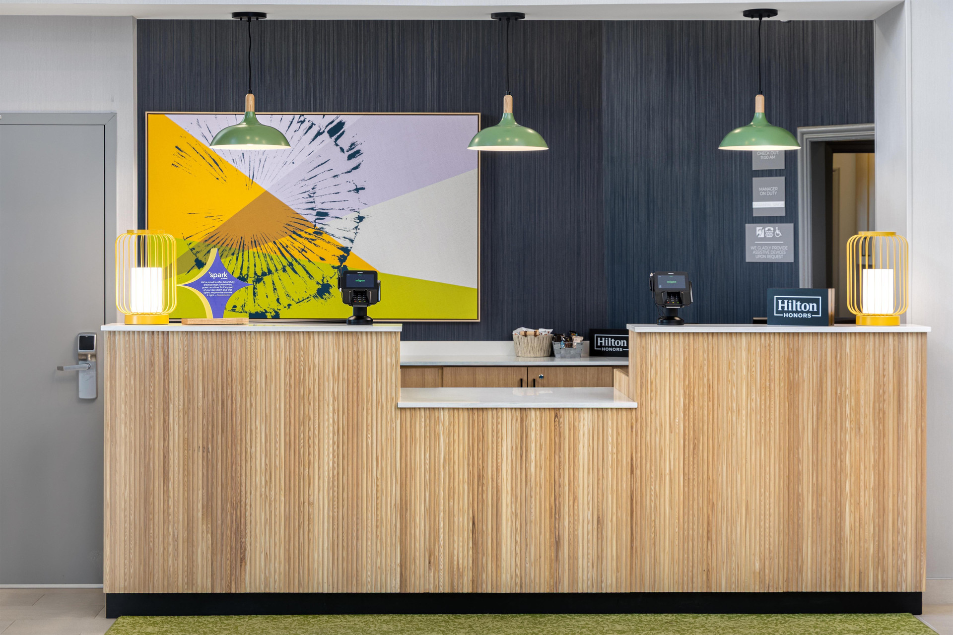 Vista Lobby Spark by Hilton Toronto Mississauga