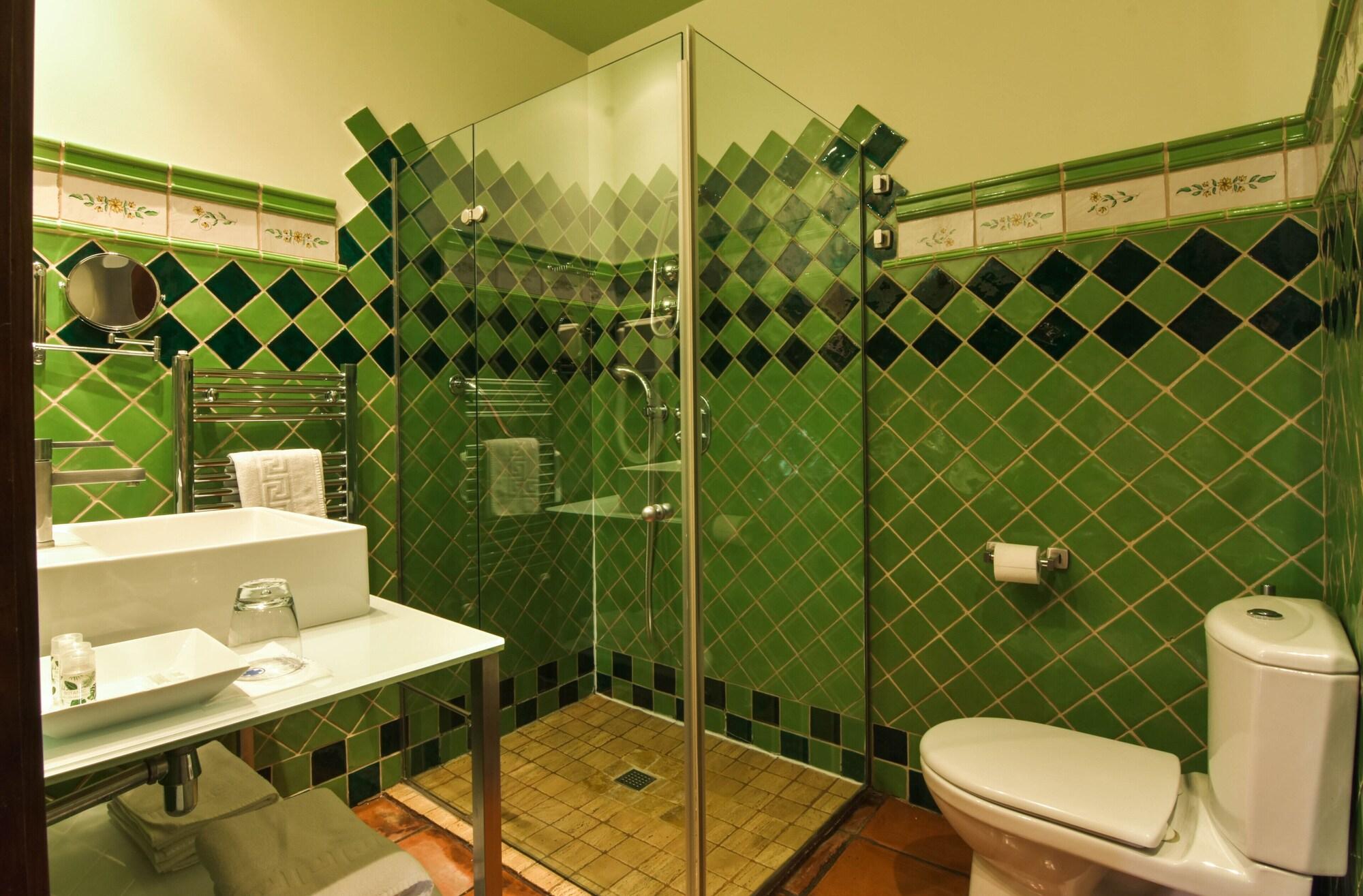 Equipamiento de Habitación Hotel Rural Nobles de Navarra