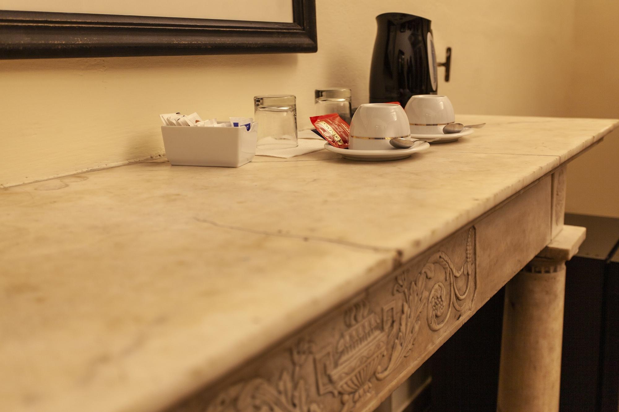 Set de Habitación Palazzo Martellini Residenza d'Epoca