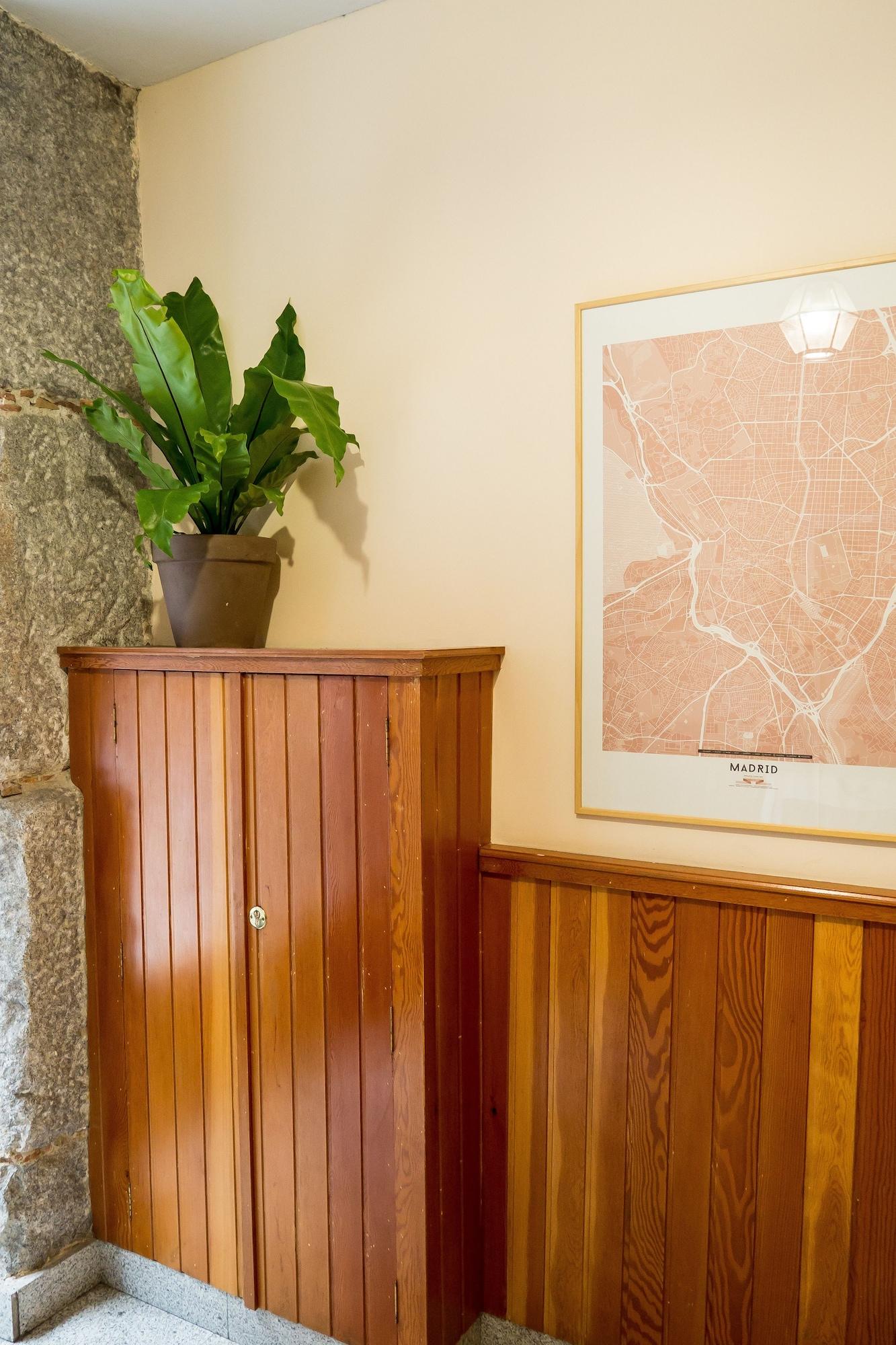 Vista Lobby Oriente Suites