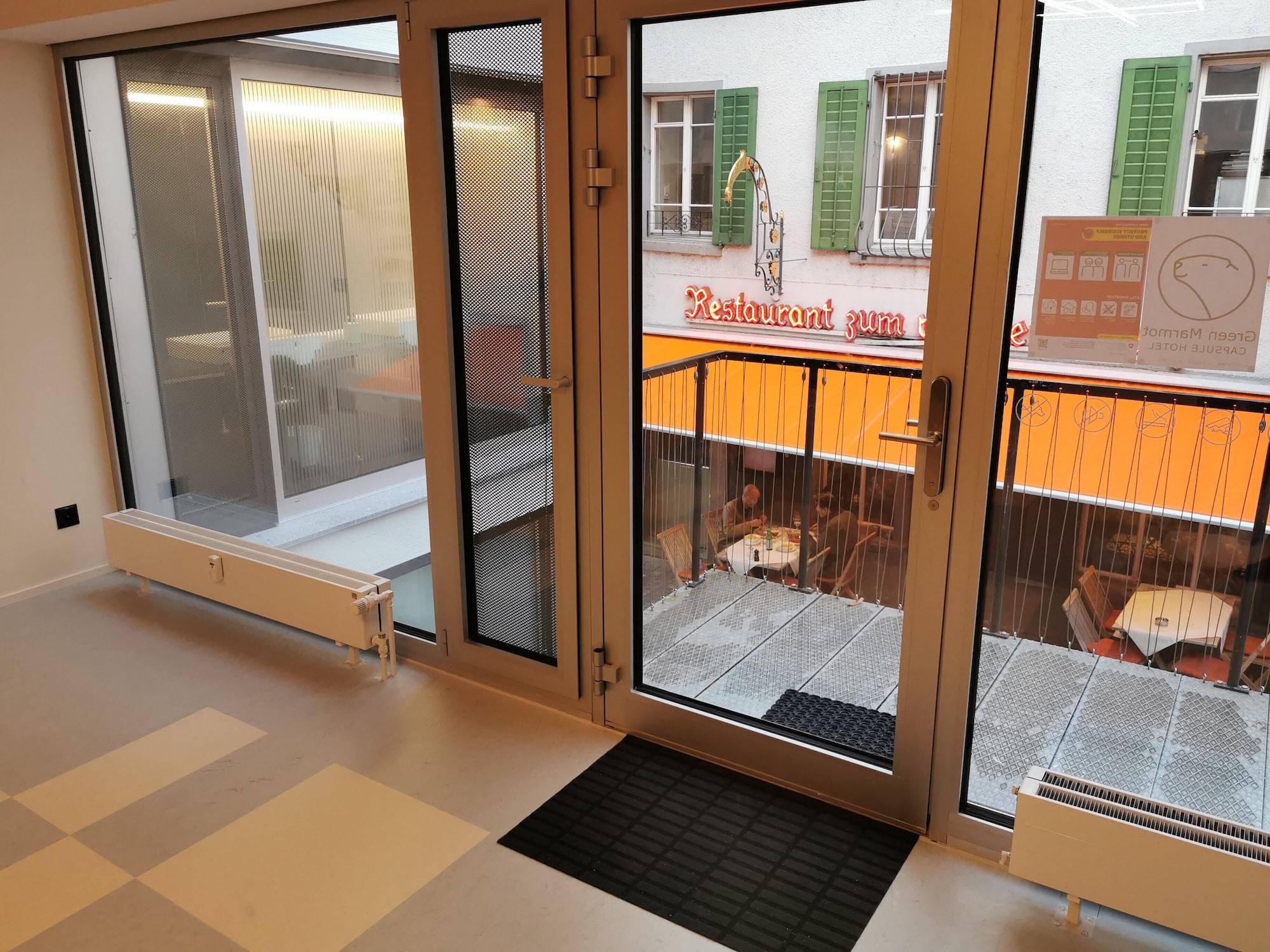Restaurant Green Marmot Capsule Hotel Zurich