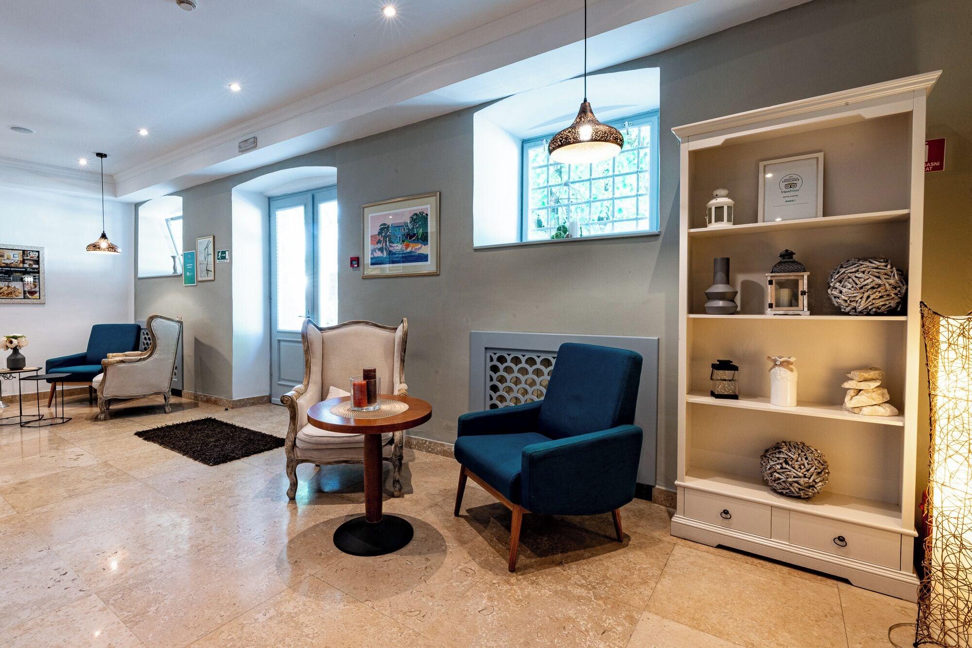 Vista Lobby Hotel Kastel