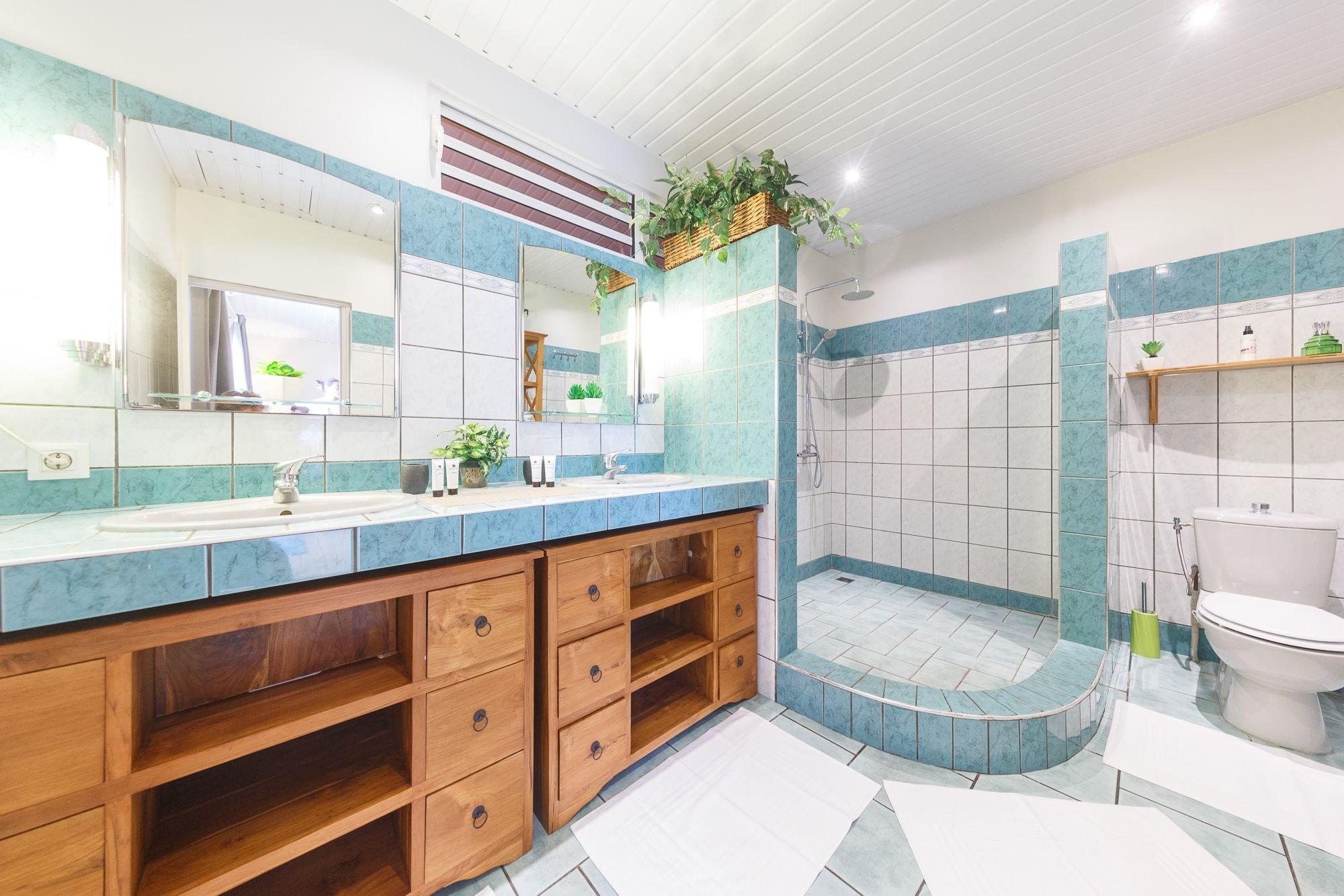 Equipamiento de Habitación Au Regina