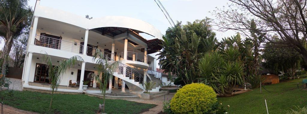 Varios Motsamai Lodge