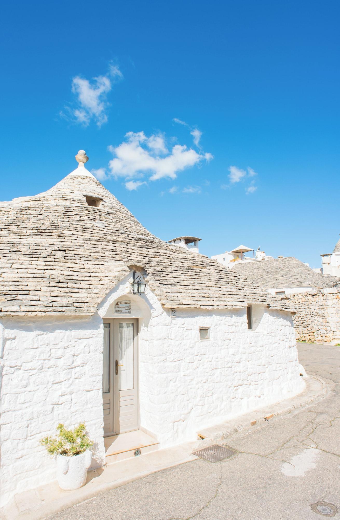 Vista Exterior Trulli Holiday Albergo Diffuso