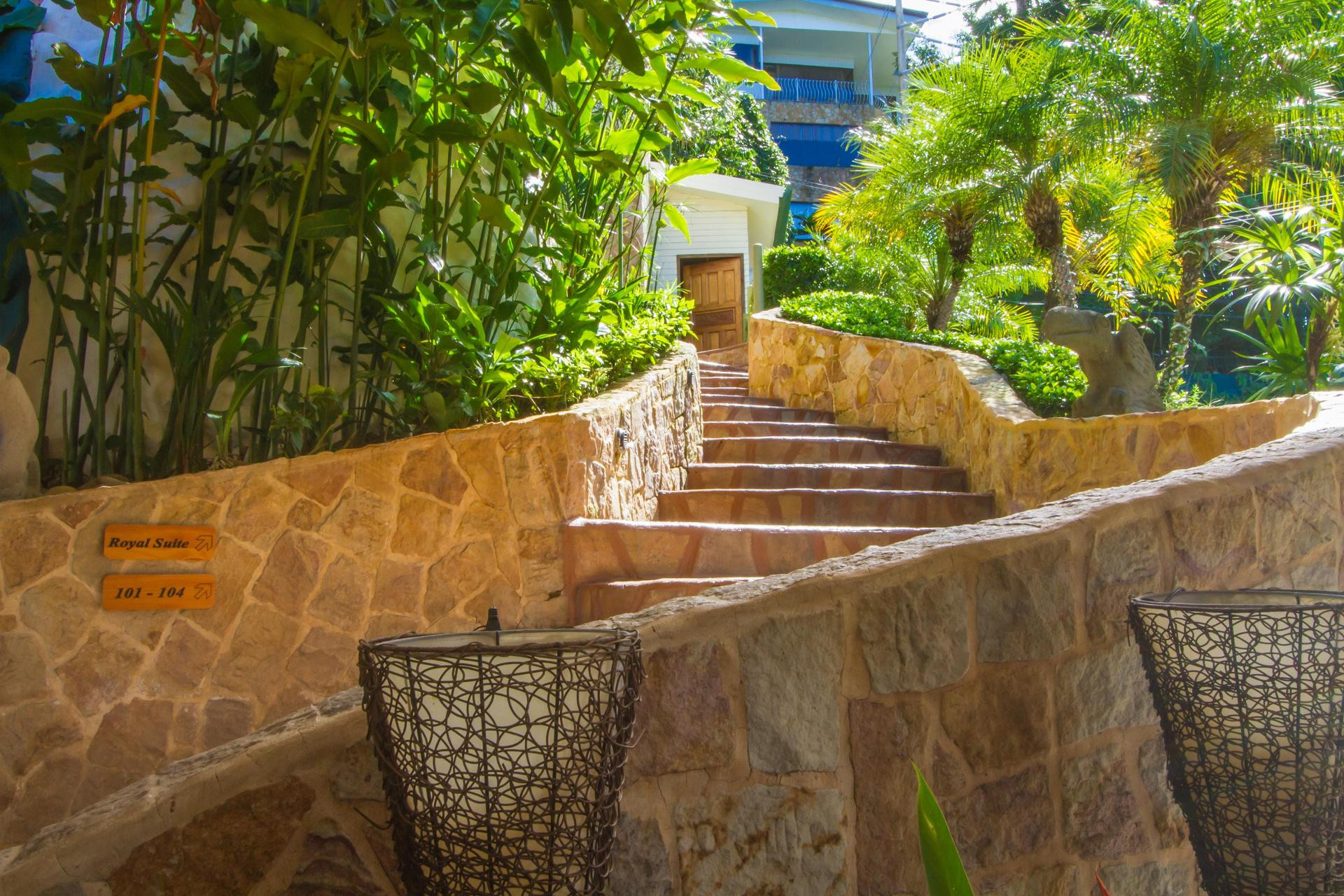 Vista Lobby Issimo Suites