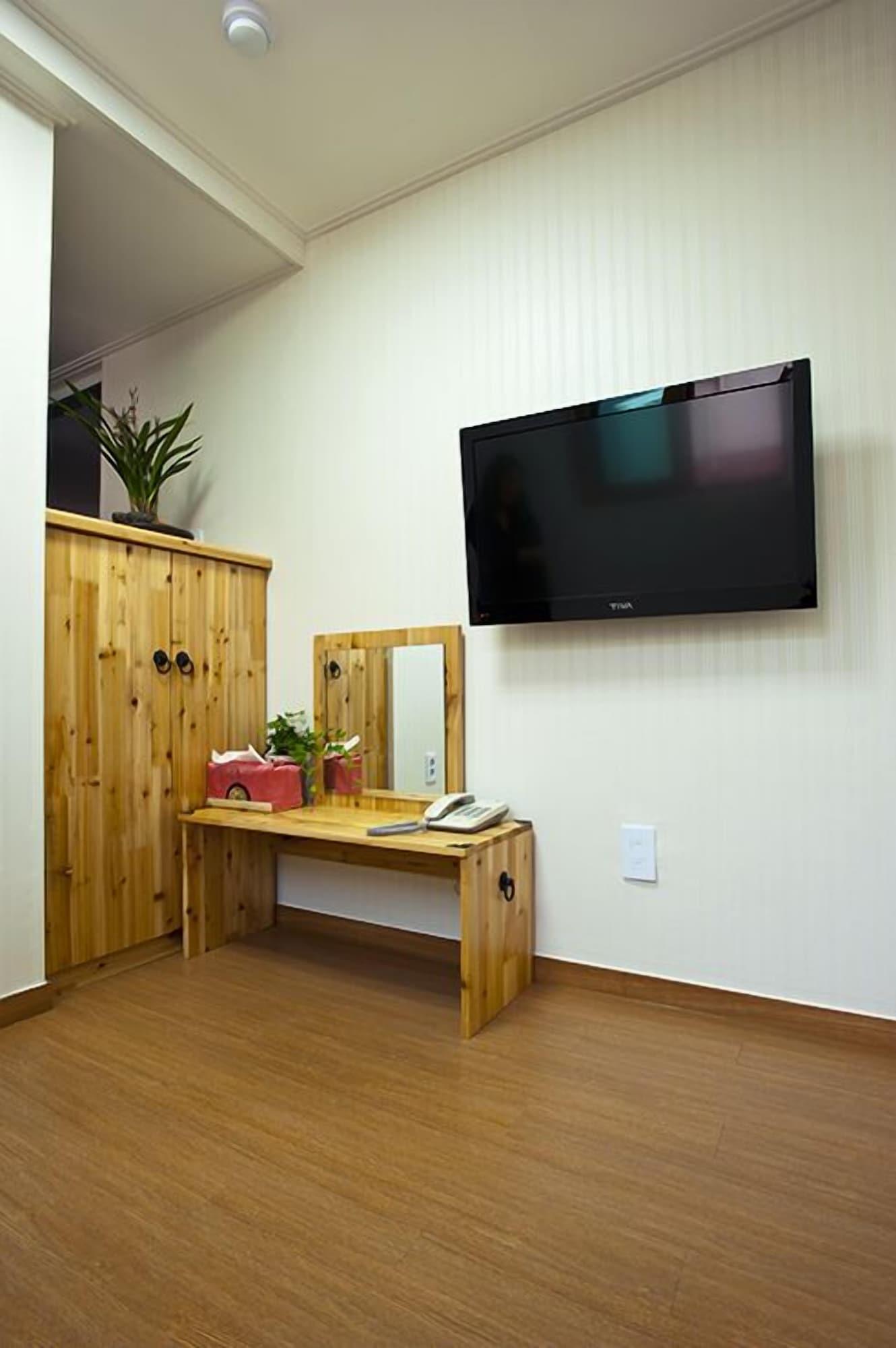 Set de Habitación Myeongdong ECO House