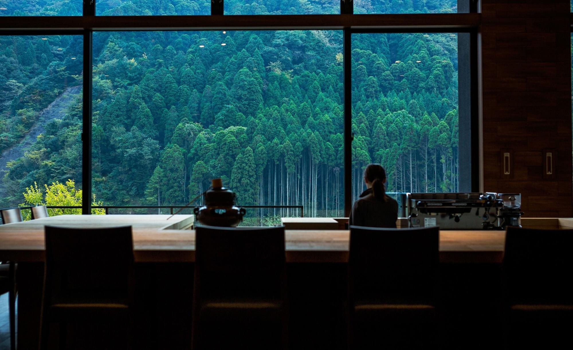 Bar/Salón Furuyu Onsen Oncri