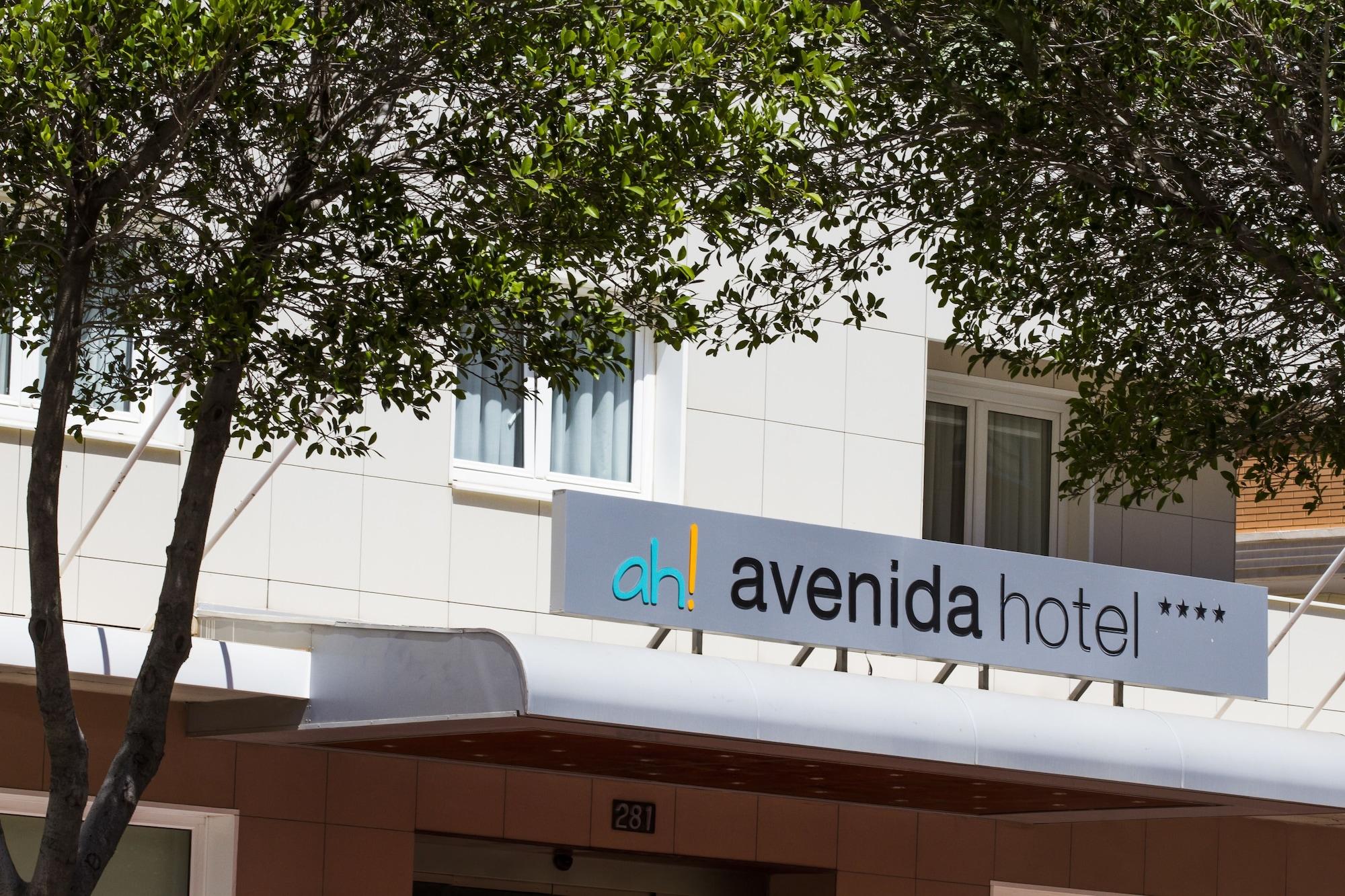 Vista Exterior Avenida Hotel Almería