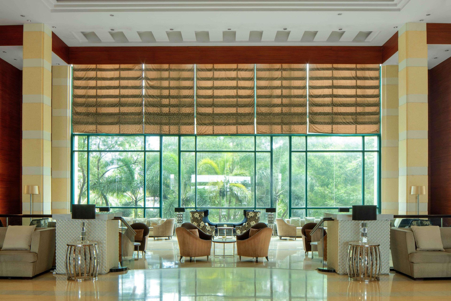 Vista Lobby Radisson Blu Cebu