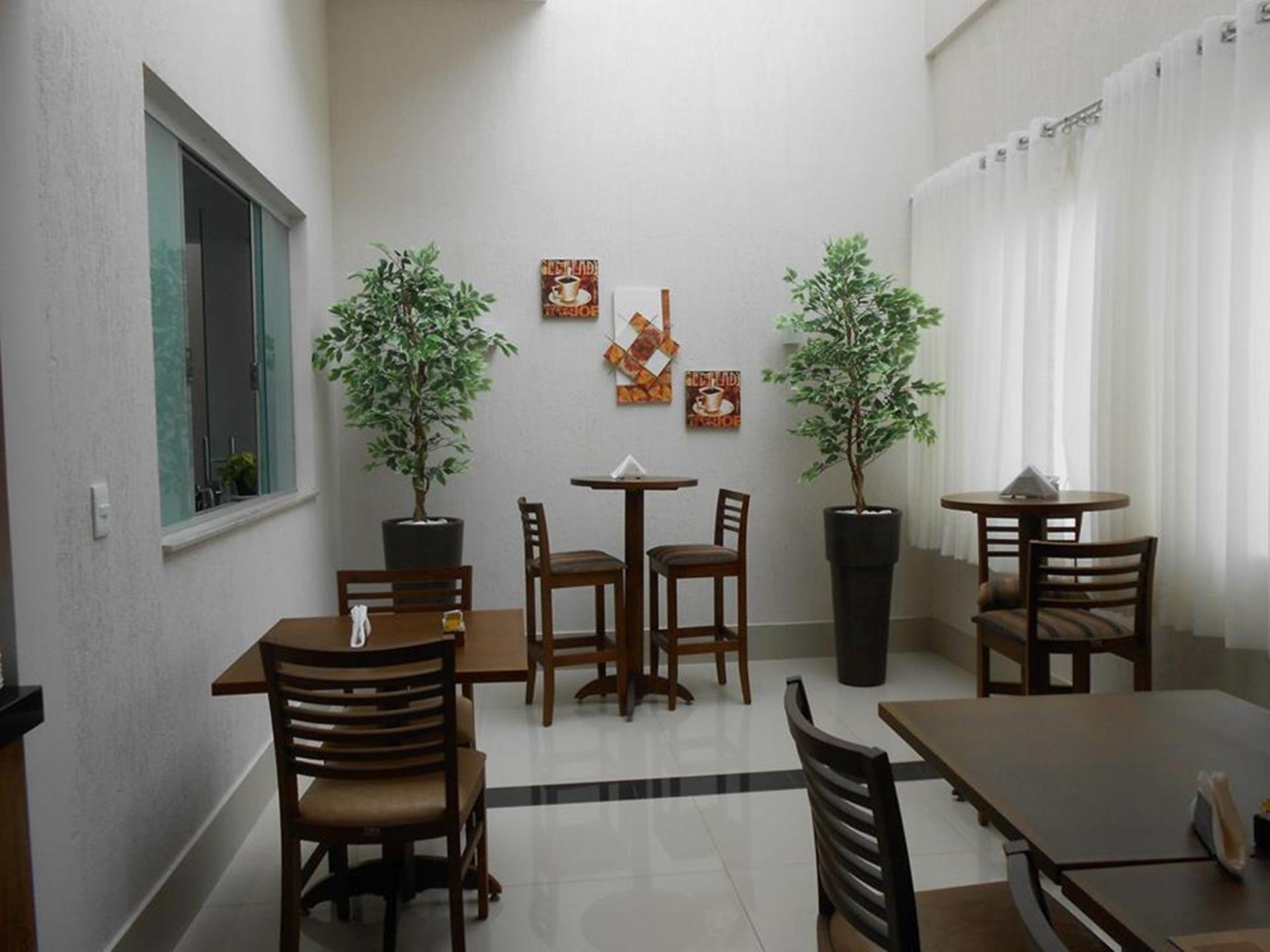 Bar/lounge Matinada Palace Hotel Ltda