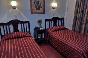Alojamiento - Hotel 5a Avenida