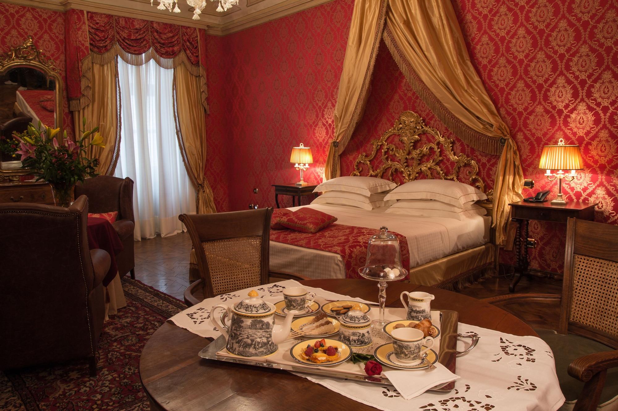 Habitación Castello di Guarene
