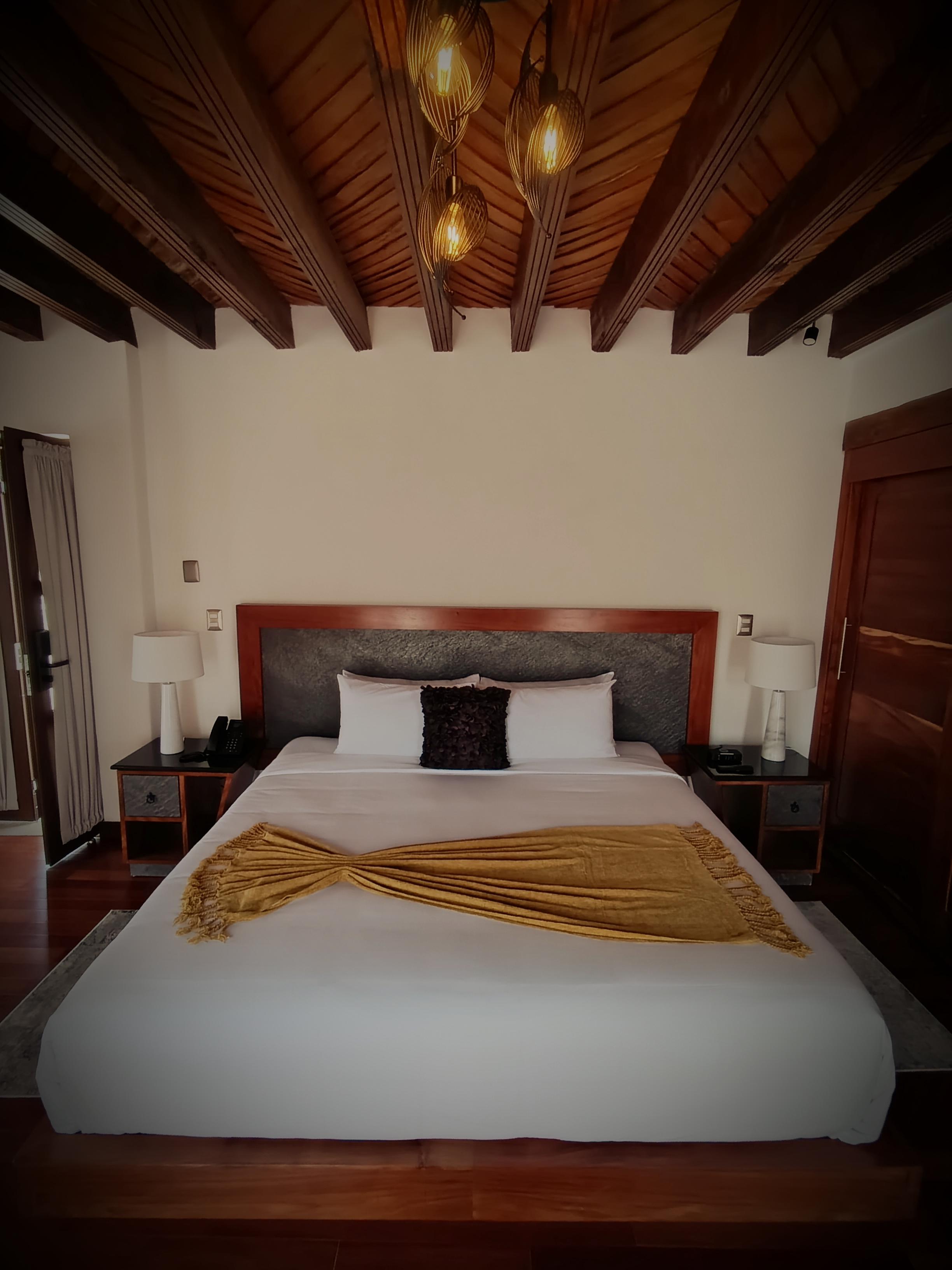 Varios Mirtala Hotel Boutique