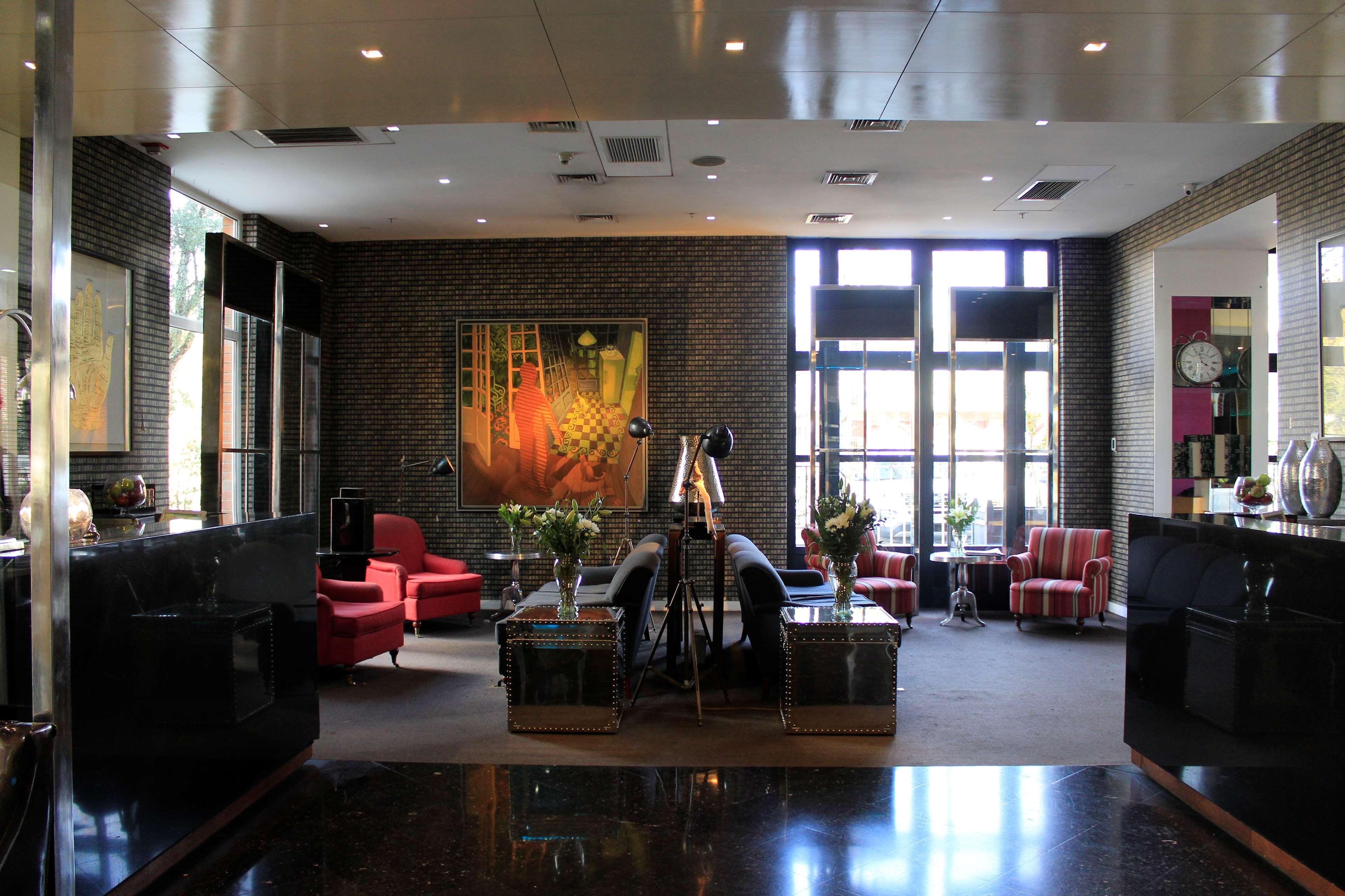 Vista Lobby Radisson Ciudad Empresarial Santiago