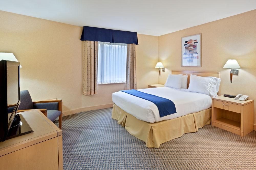 Habitación Holiday Inn Express and Suites Langley