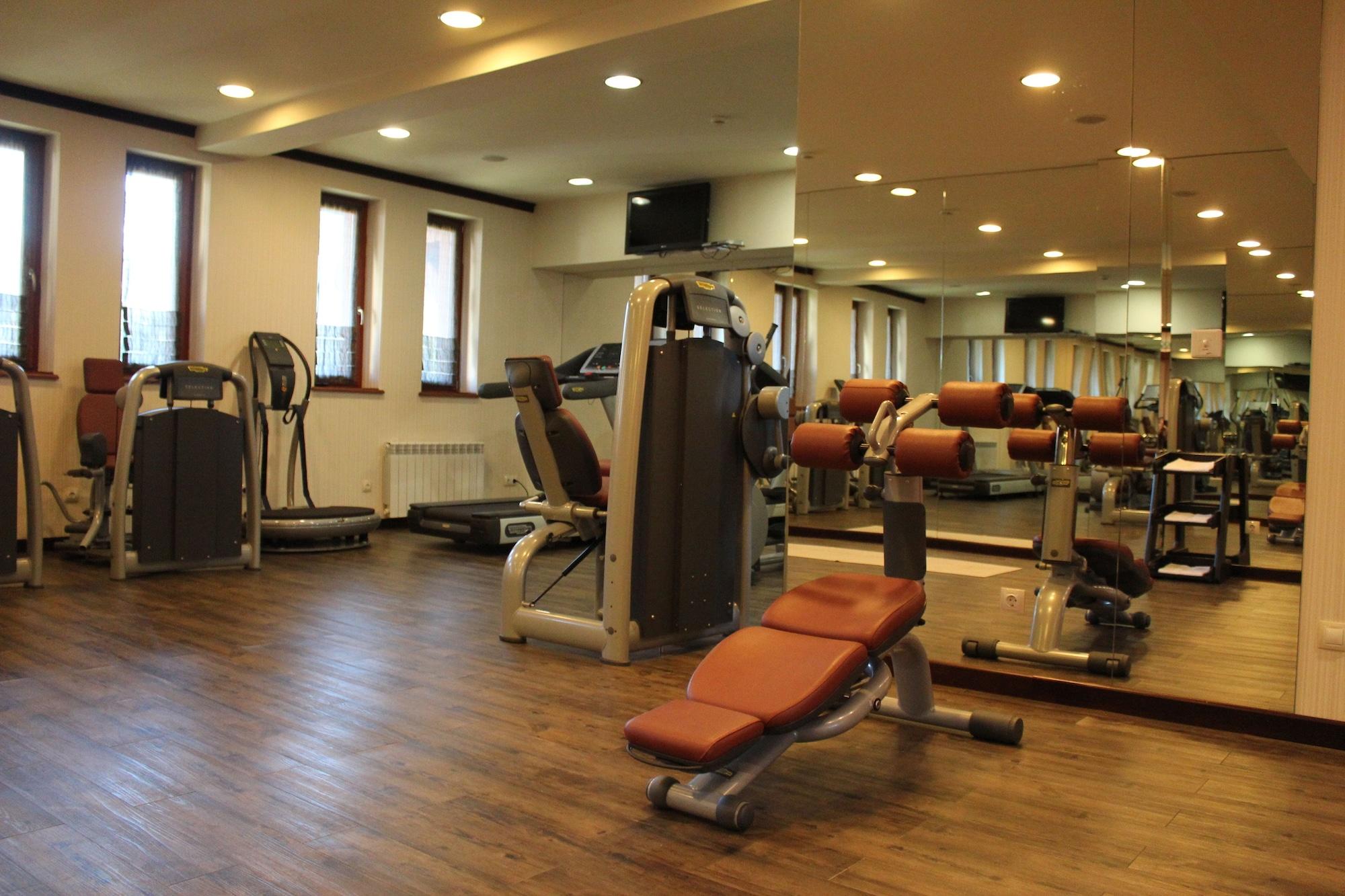 Gimnasio Shiroka Laka Hotel