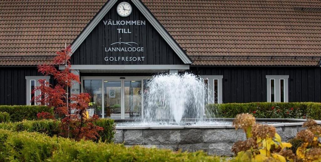 Vista Exterior Lannalodge