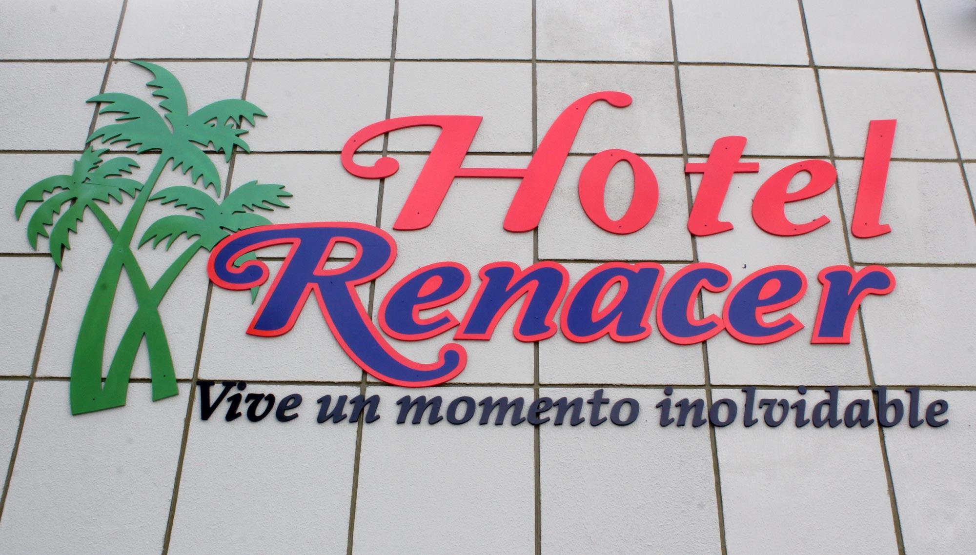 Vista Exterior Hotel Renacer