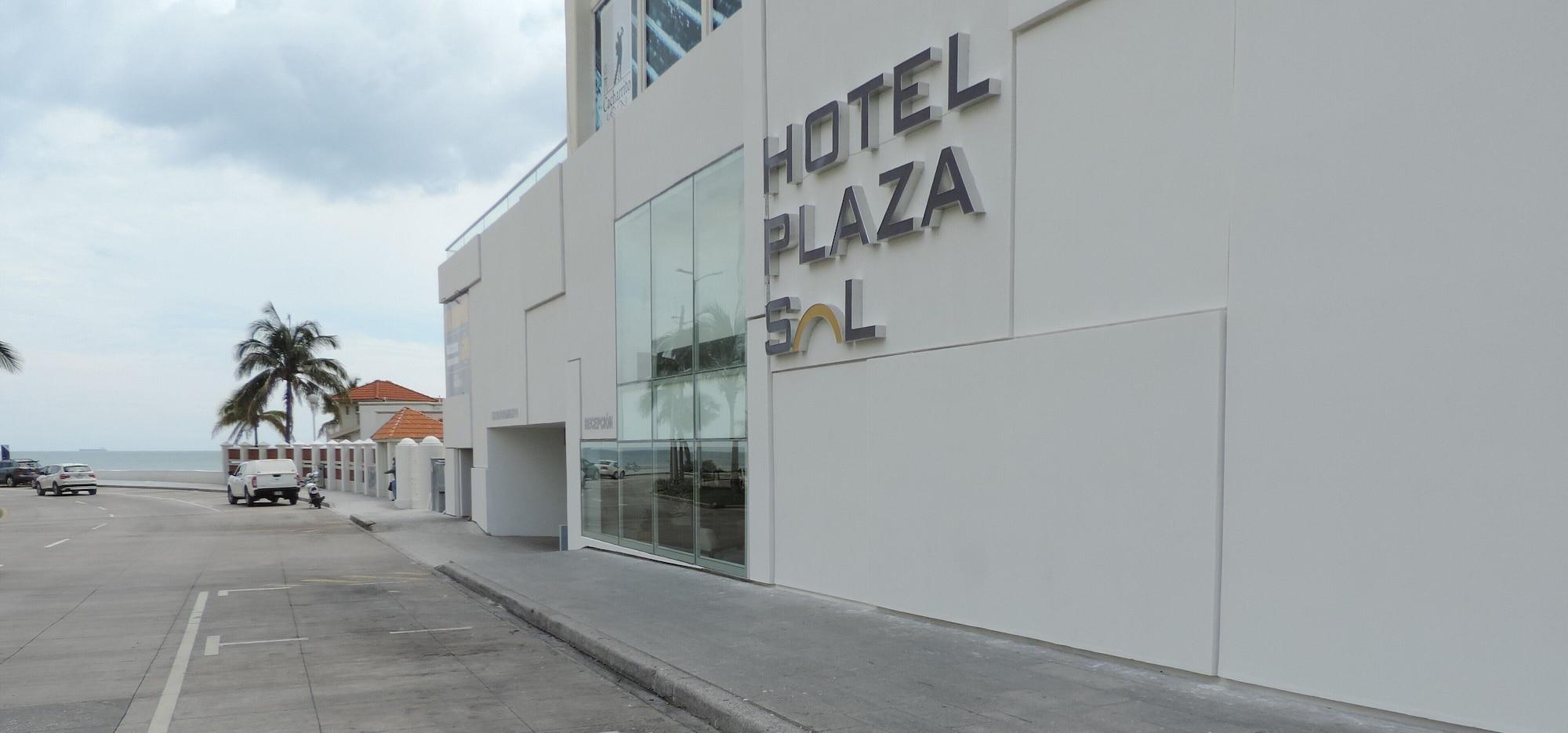Vista Exterior Hotel Plaza Sol