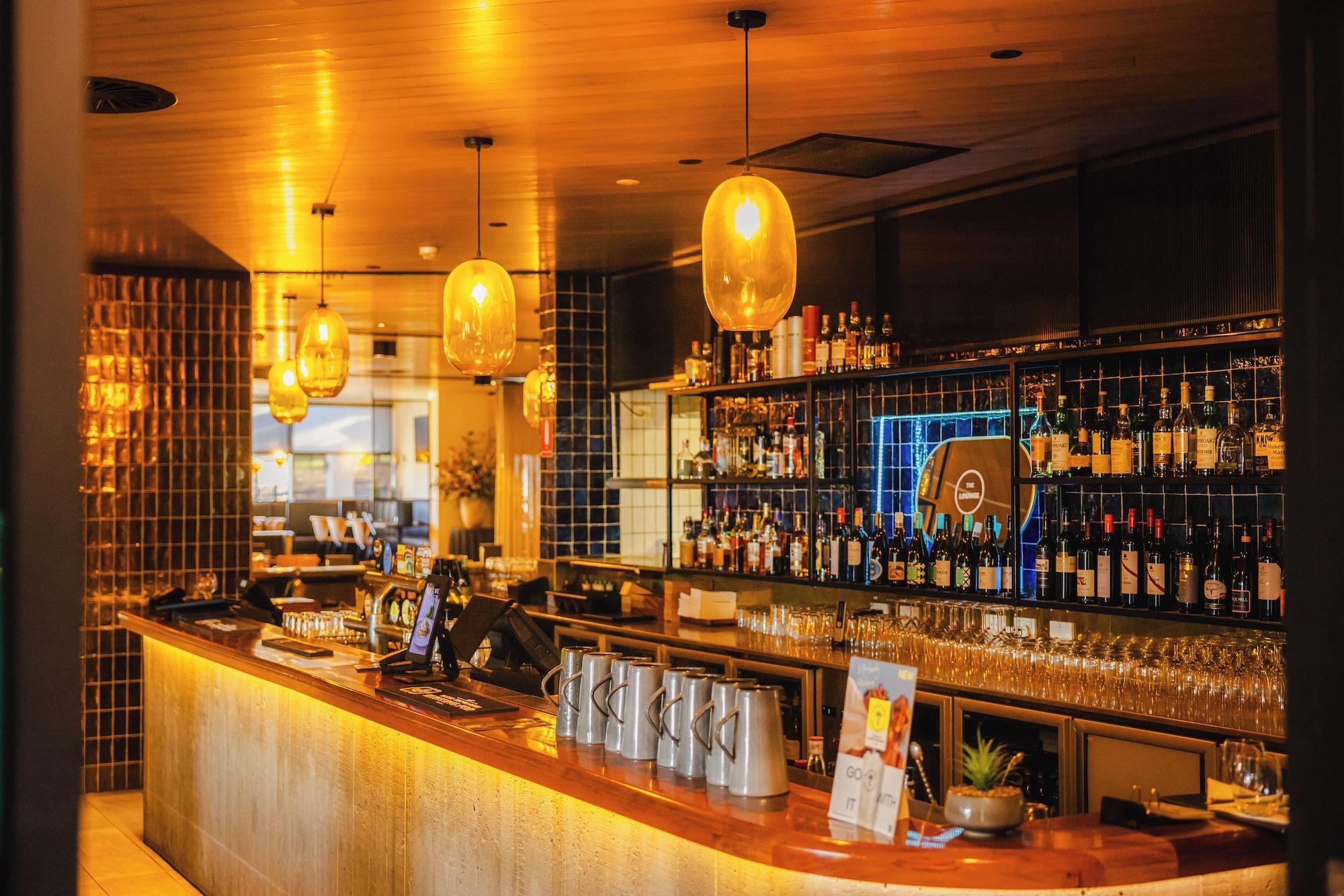 Restaurant Shoreline Hotel