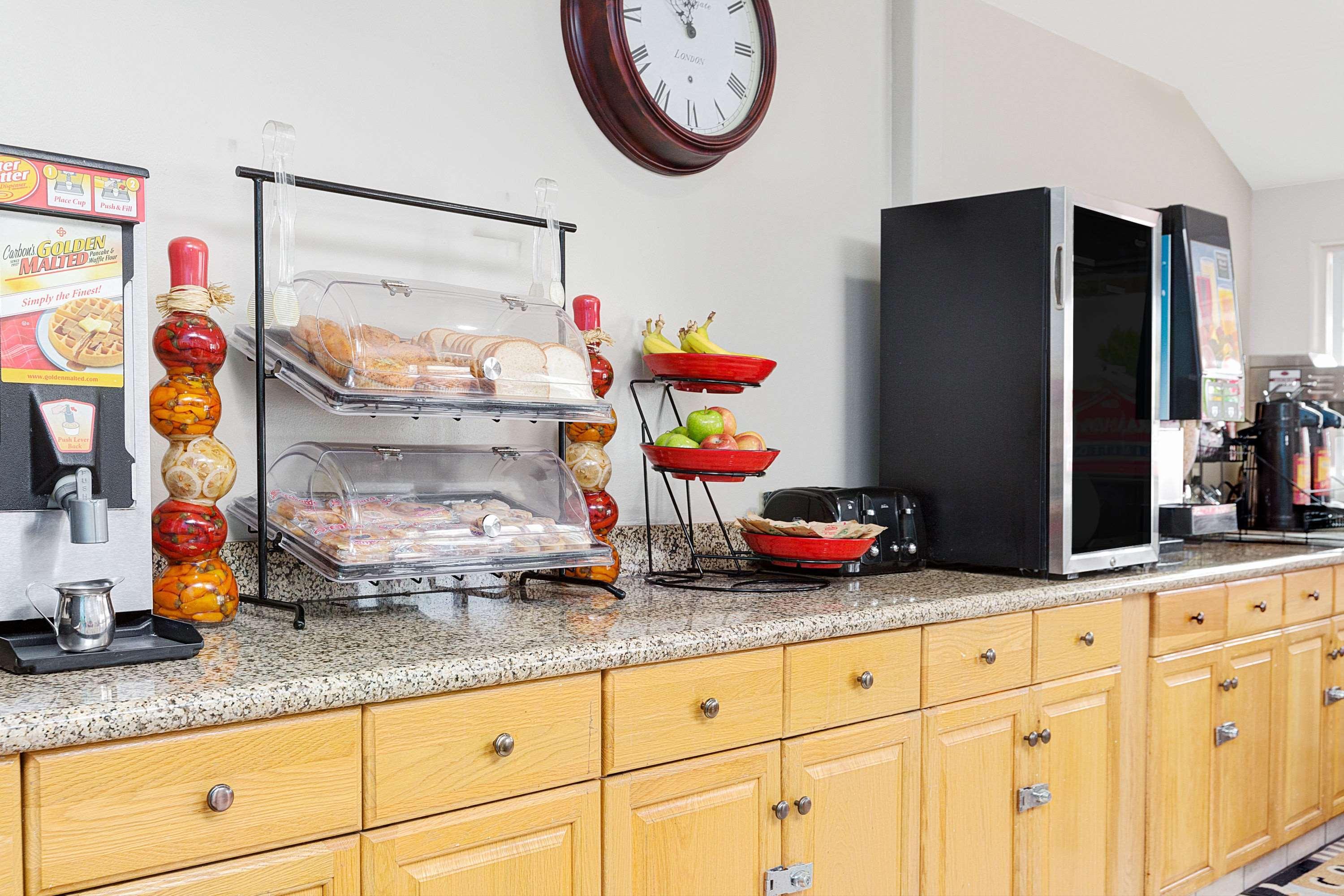 Restaurant SureStay Hotel by Best Western Santa Cruz