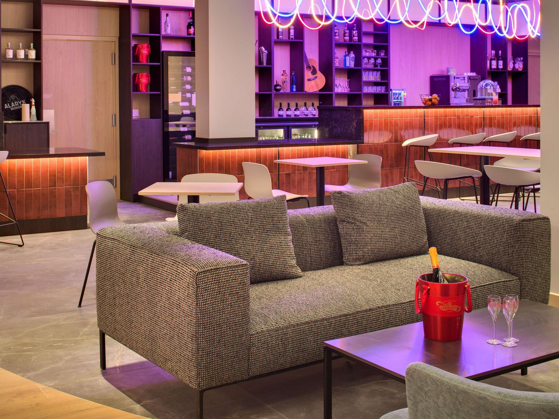 Bar/Salón Mercure Montpellier Centre Comédie