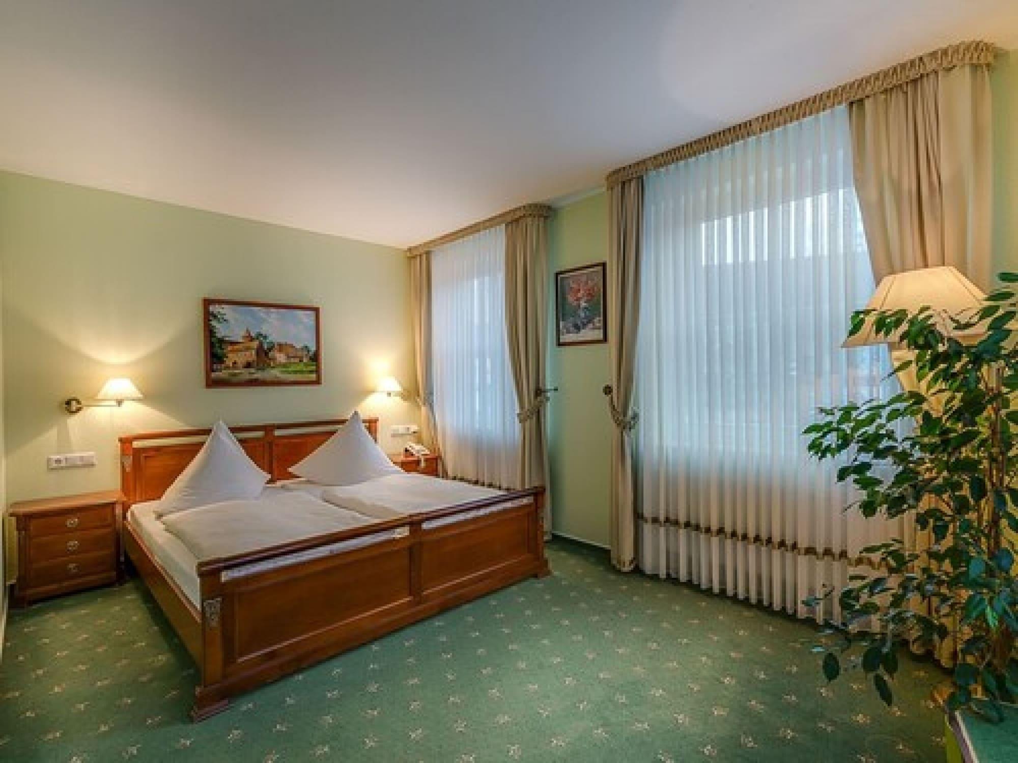 Set de Habitación Hotel zur Burg