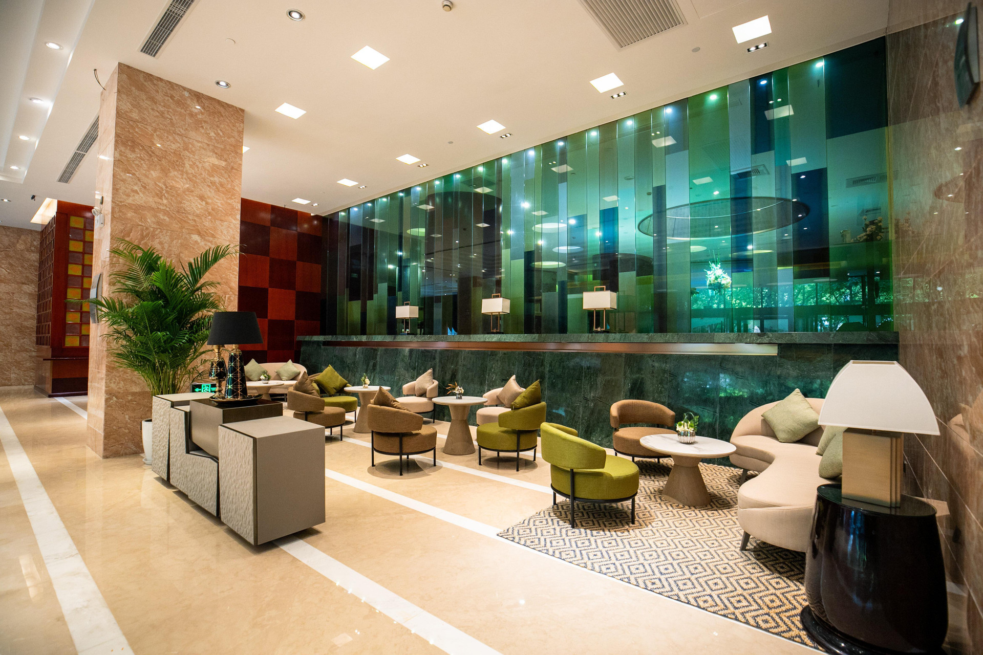 Vista Lobby Holiday Inn Shanghai Pudong Nanpu by IHG