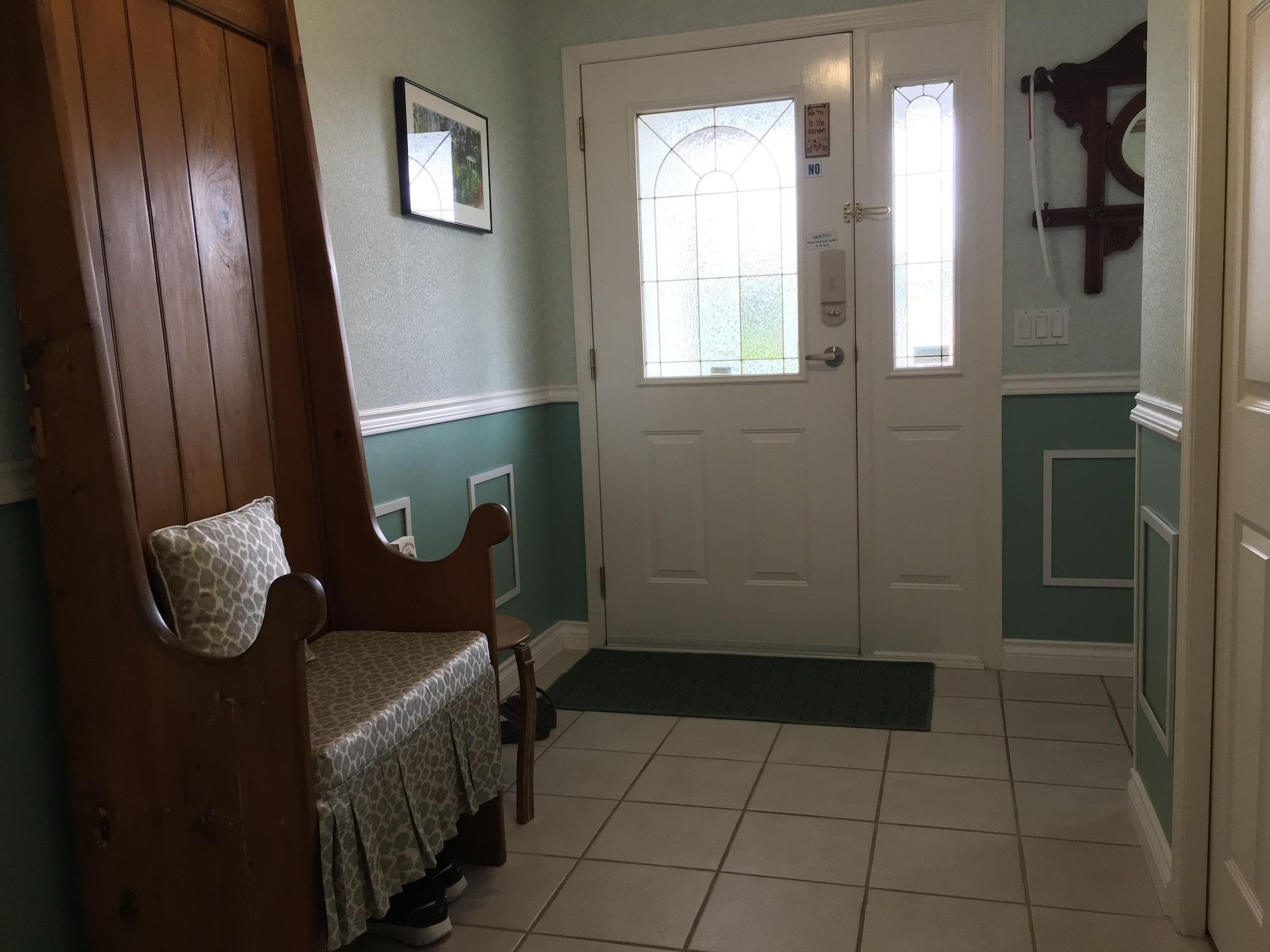 Vista Lobby Alexandria House Bed & Breakfast