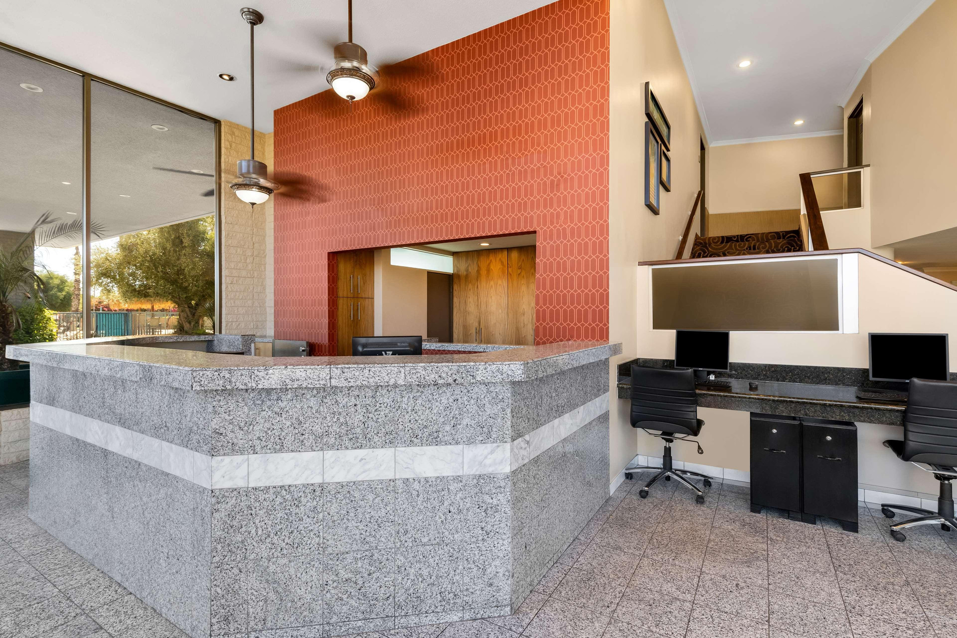 Vista Lobby Best Western Date Tree Hotel