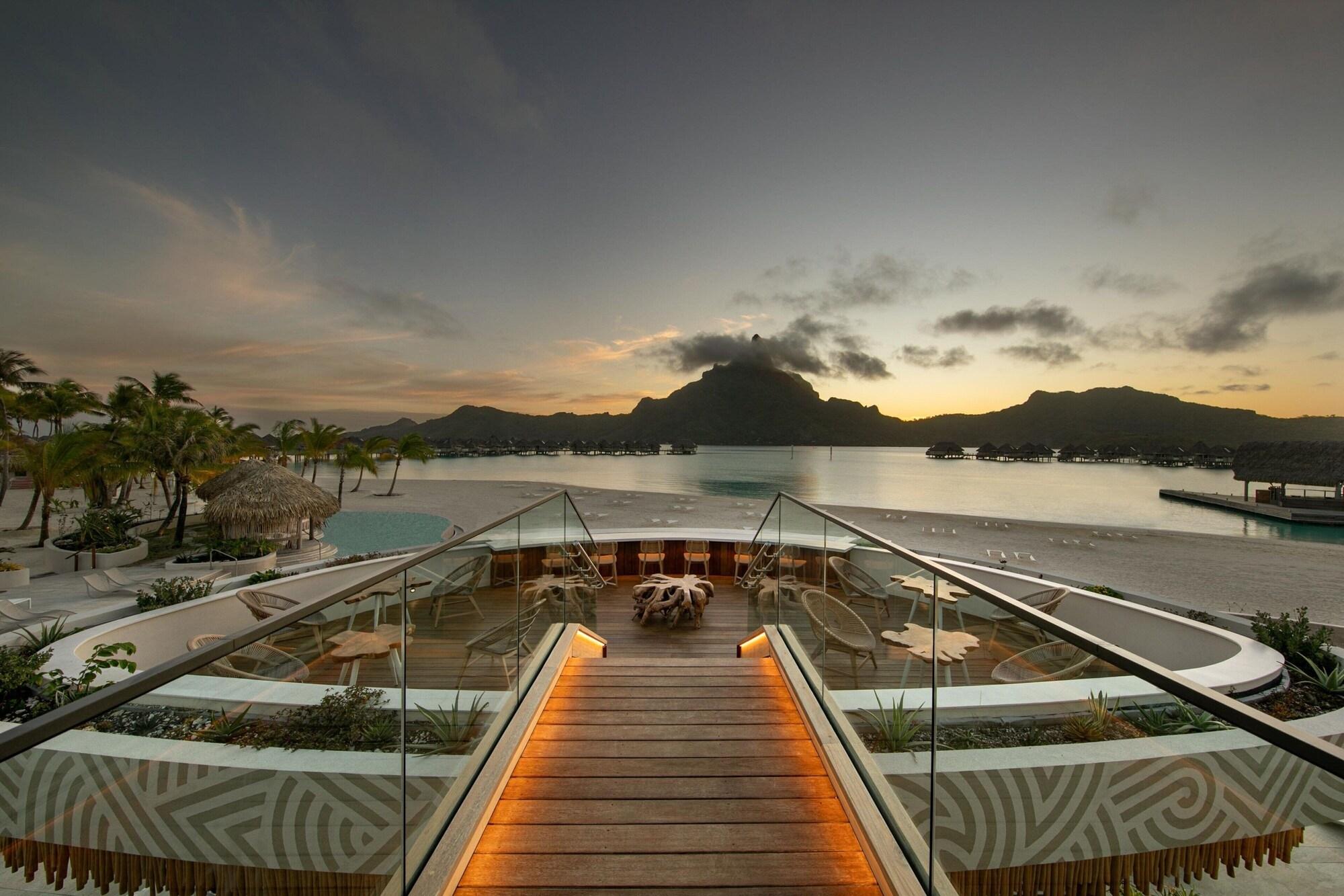 Restaurant The Westin Bora Bora Resort & Spa