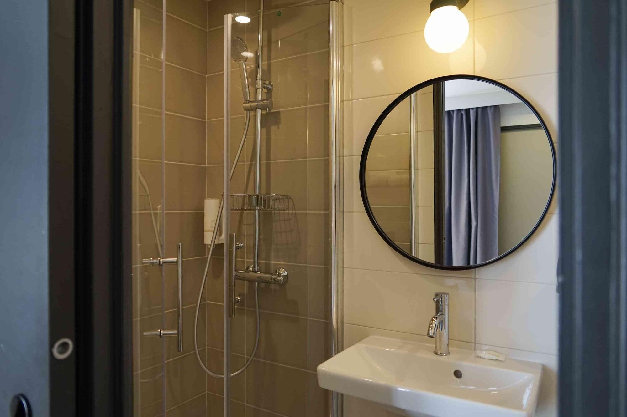 Equipamiento de Habitación Hotel SUB