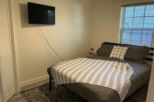 Alquiler Vacacional - The Archer House - 1 Block from Spring River.  2 Bedrooms + Loft Bedroom!