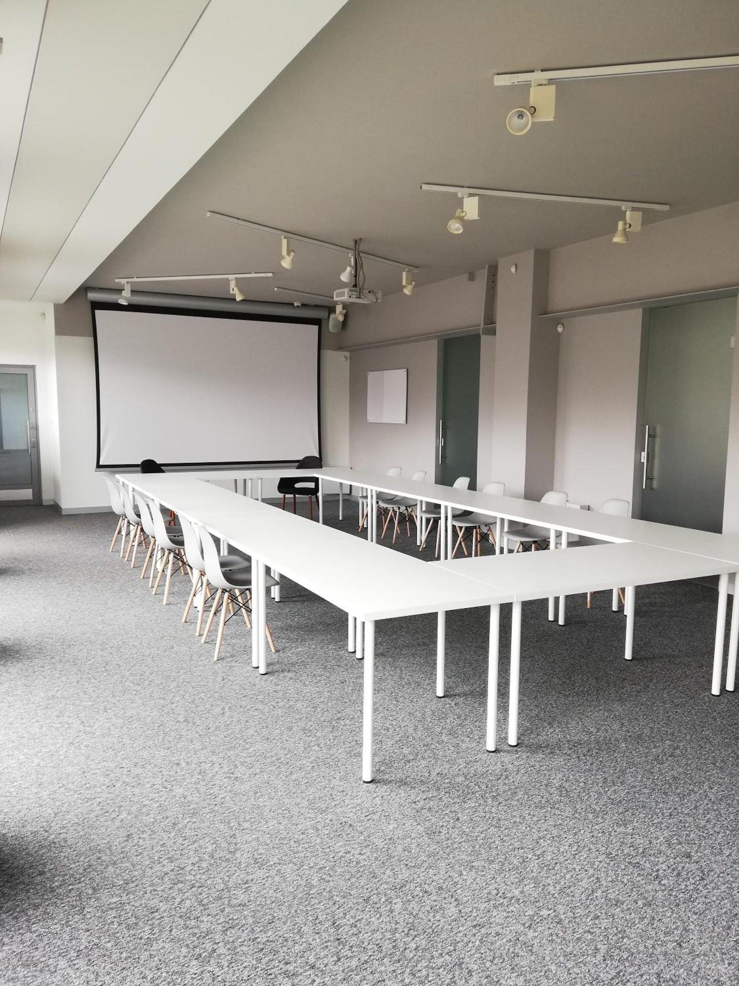 Sala de Reuniones B&B Sport Rooms