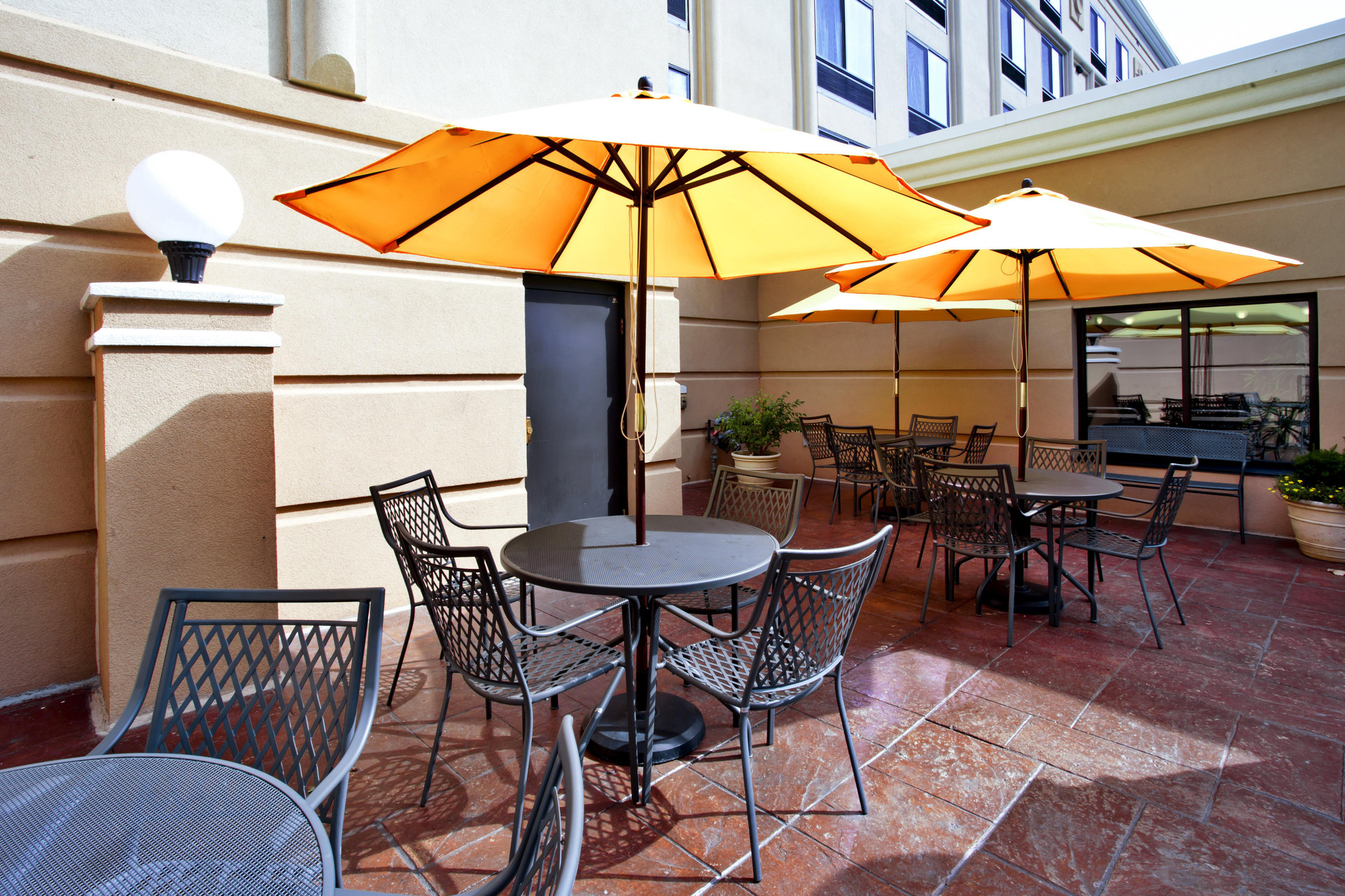 Vista Exterior Holiday Inn & Suites Ann Arbor Univ Michigan Area by IHG