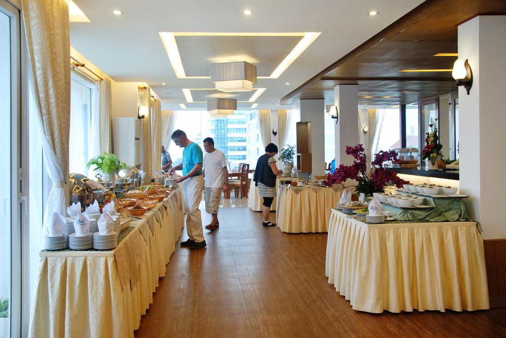 Restaurant Bamboo Green Hotel