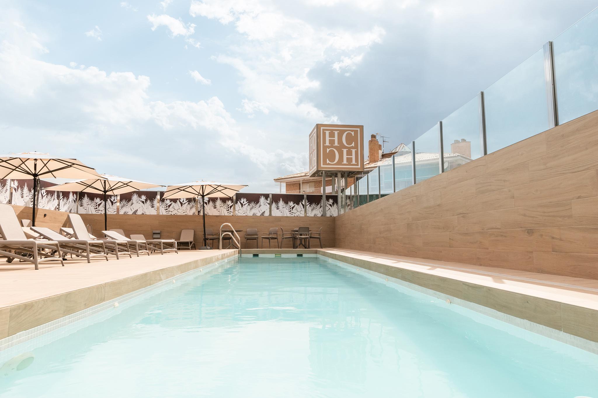 Vista Piscina Hotel Andalucia Center