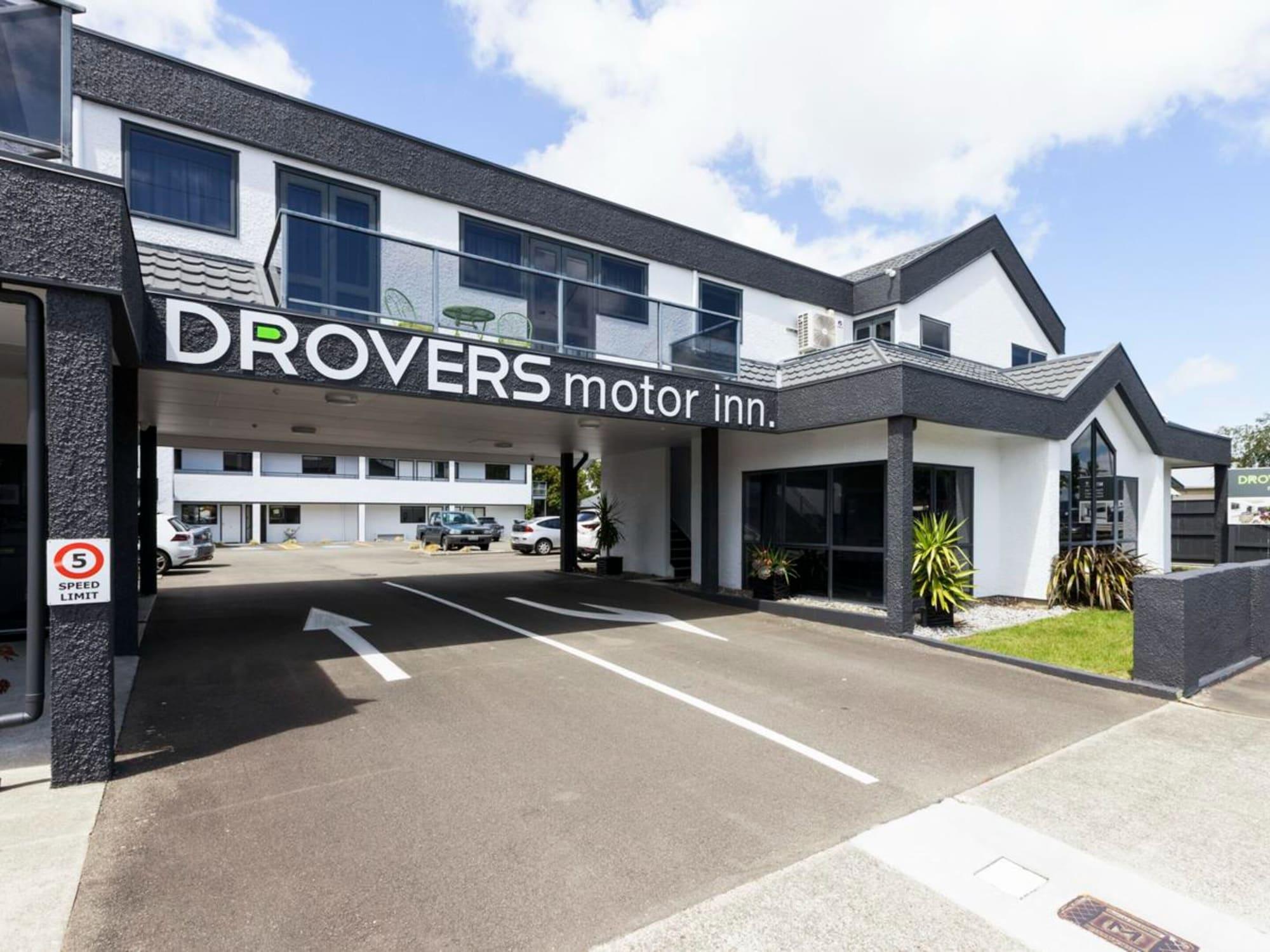 Vista Lobby Drovers Motor Inn