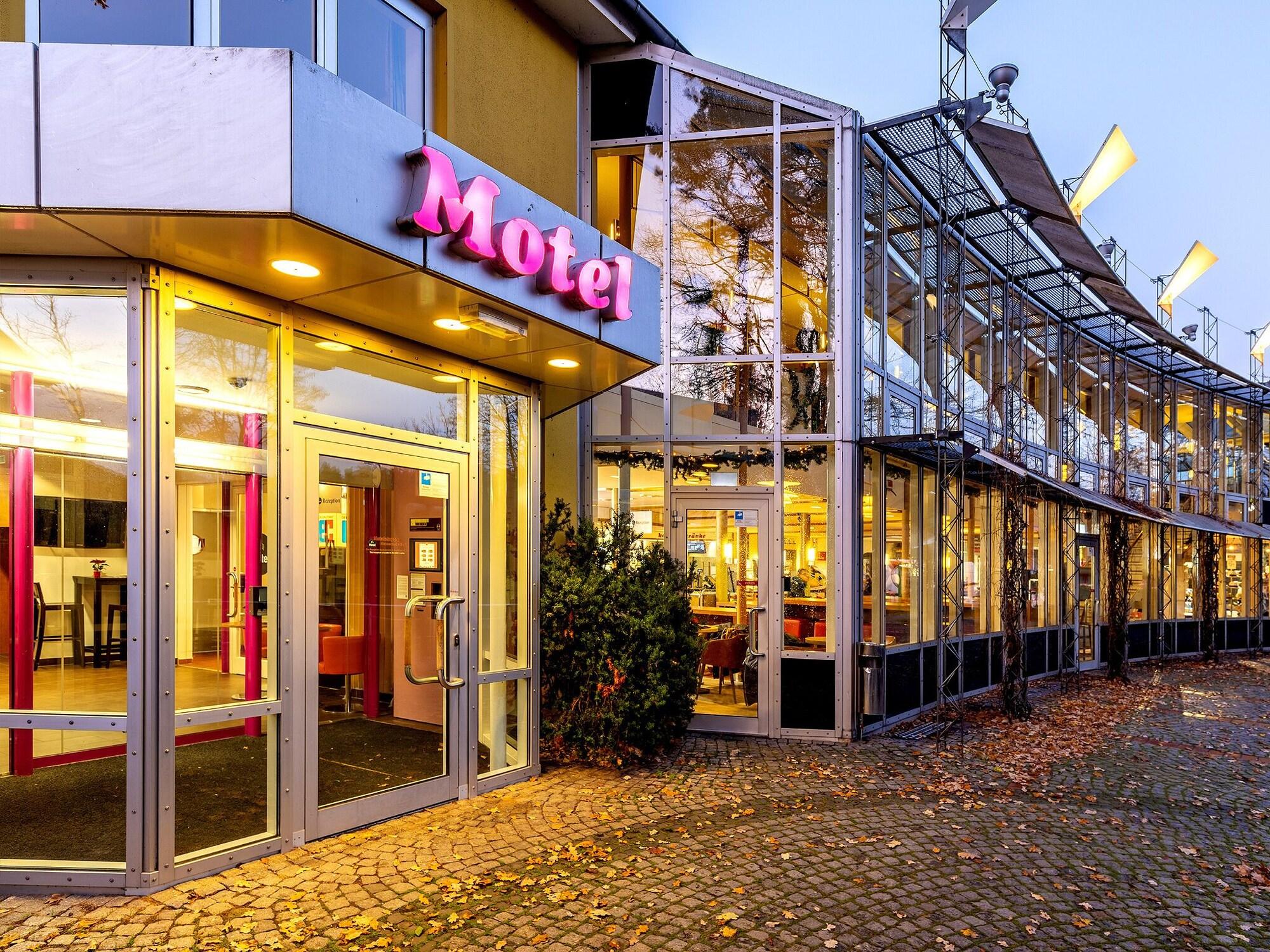 Vista Exterior Hotel Hannover-Garbsen