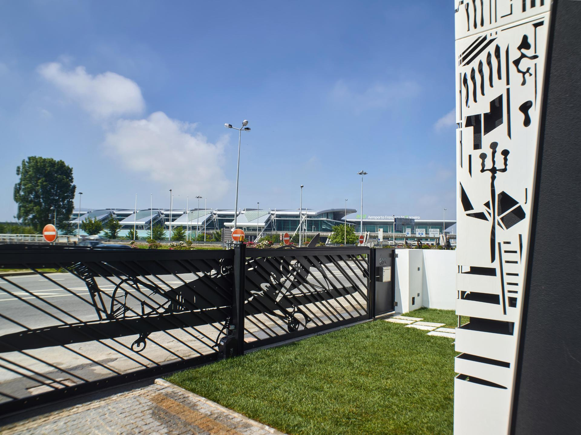 Vista Exterior Solar Antigo Porto Aeroporto