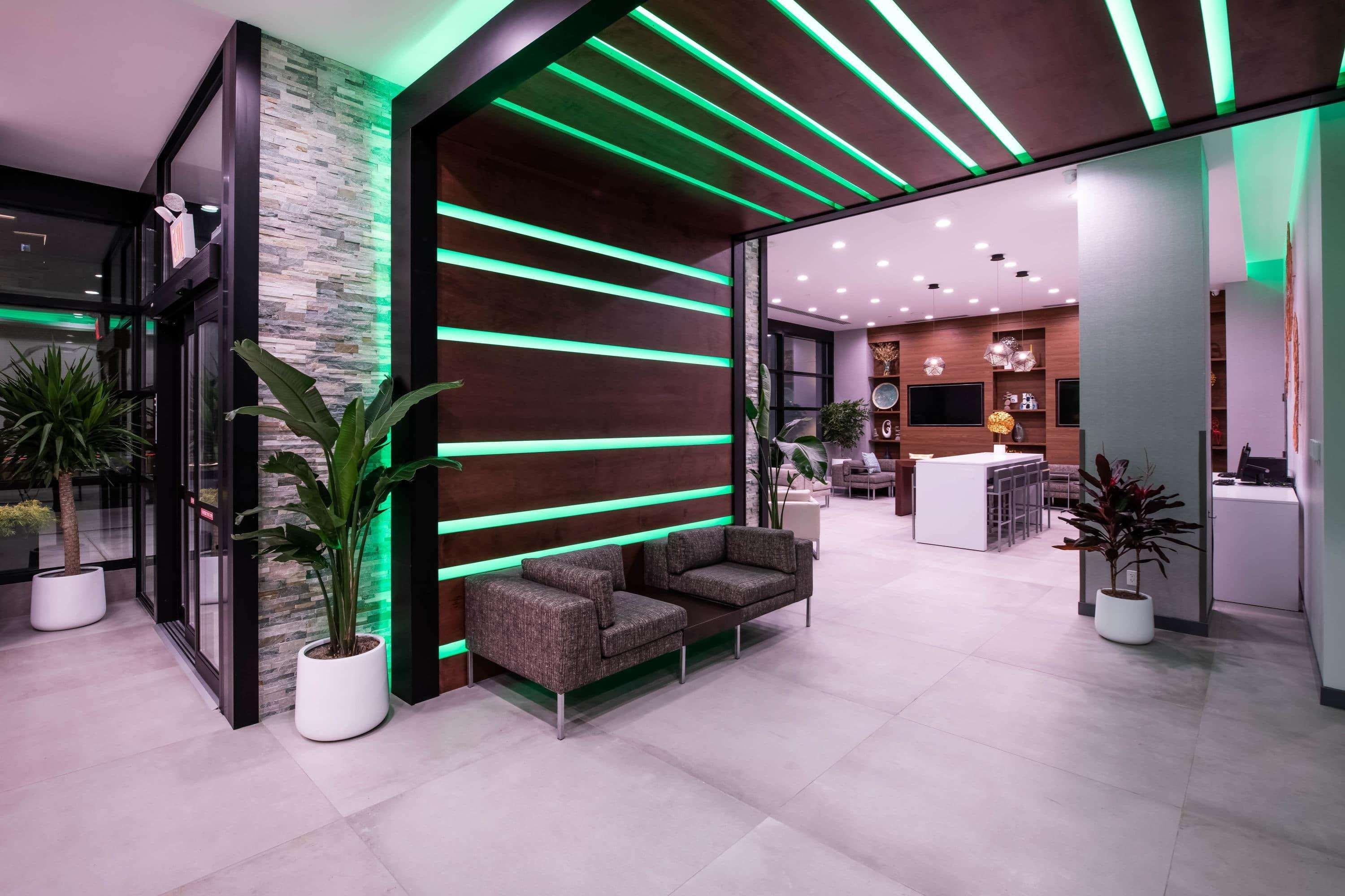 Vista Lobby Wingate by Wyndham Long Island City