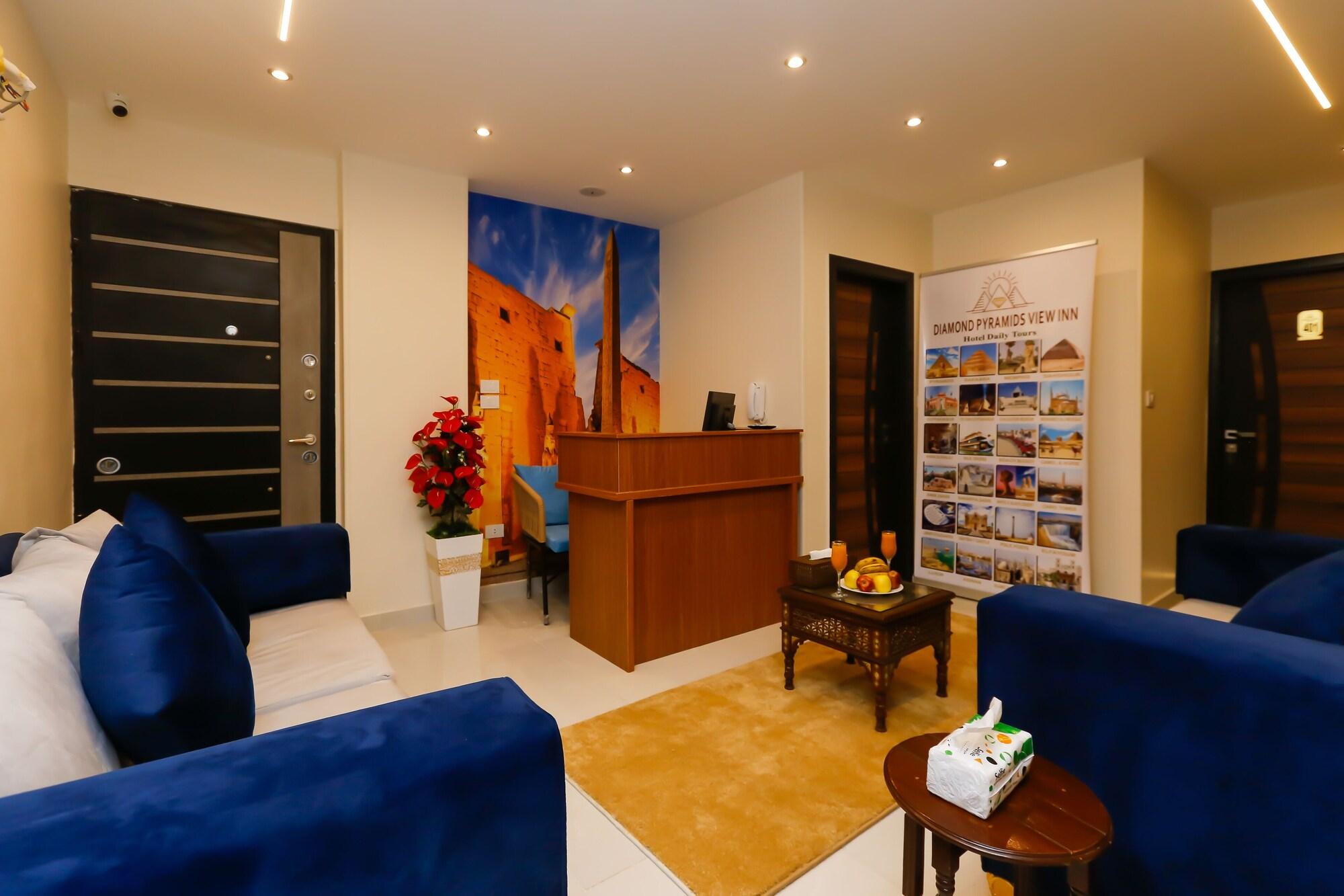 Vista Lobby Diamonds Pyramids View INN