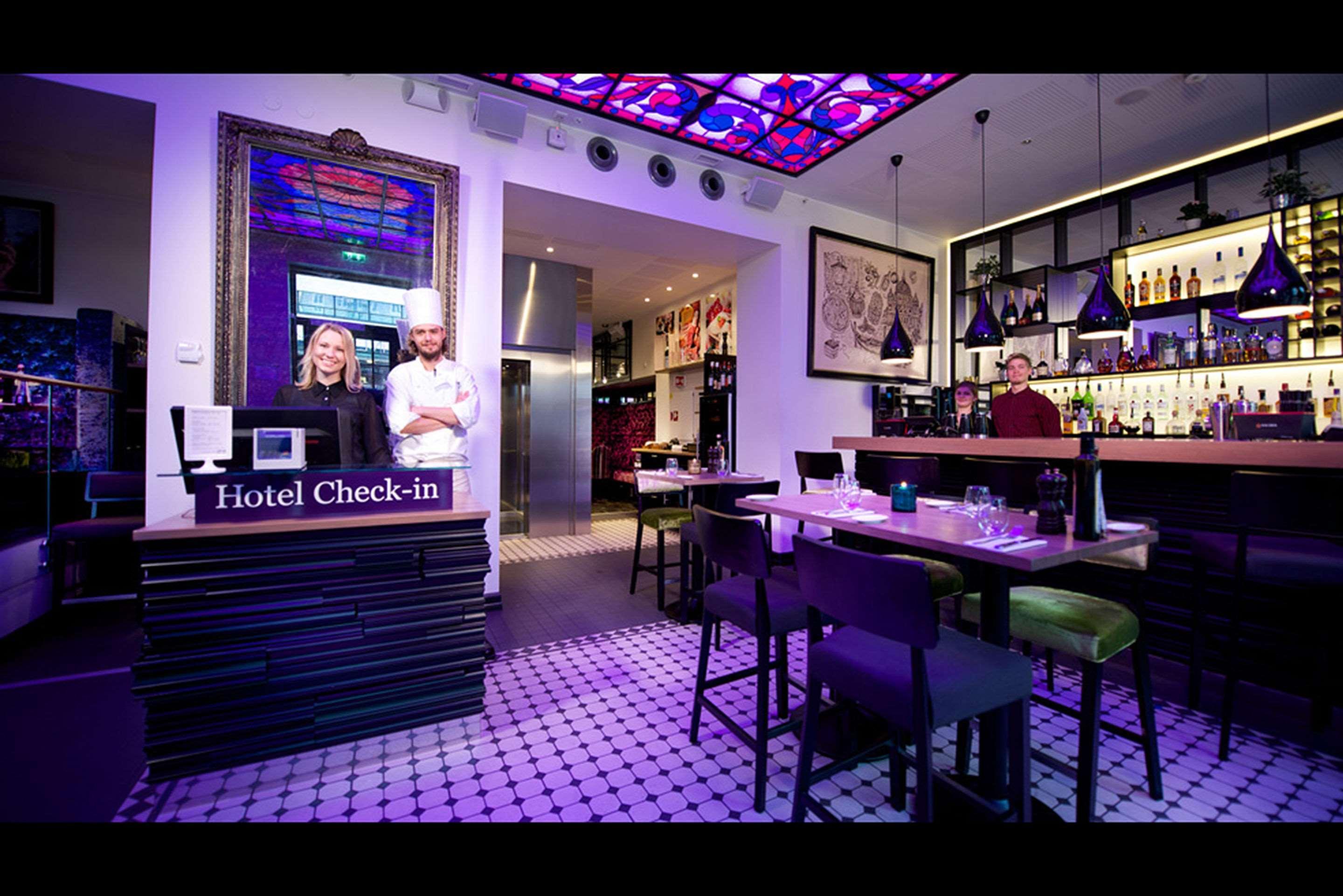 Vista Lobby Hotel No13